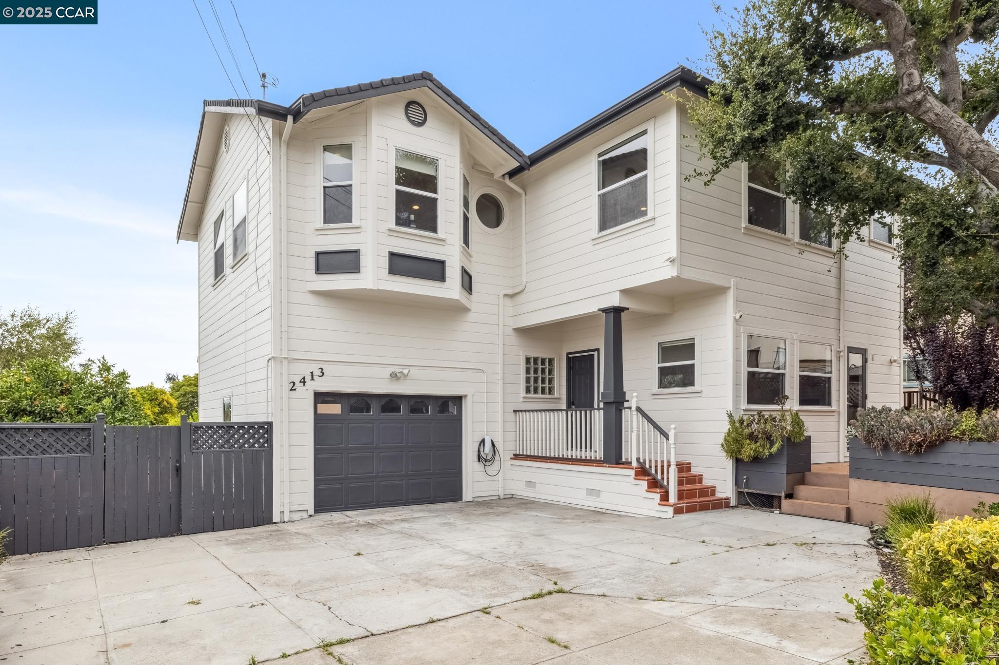 Detail Gallery Image 1 of 49 For 2413 Potomac St, Oakland,  CA 94602 - 4 Beds | 3 Baths
