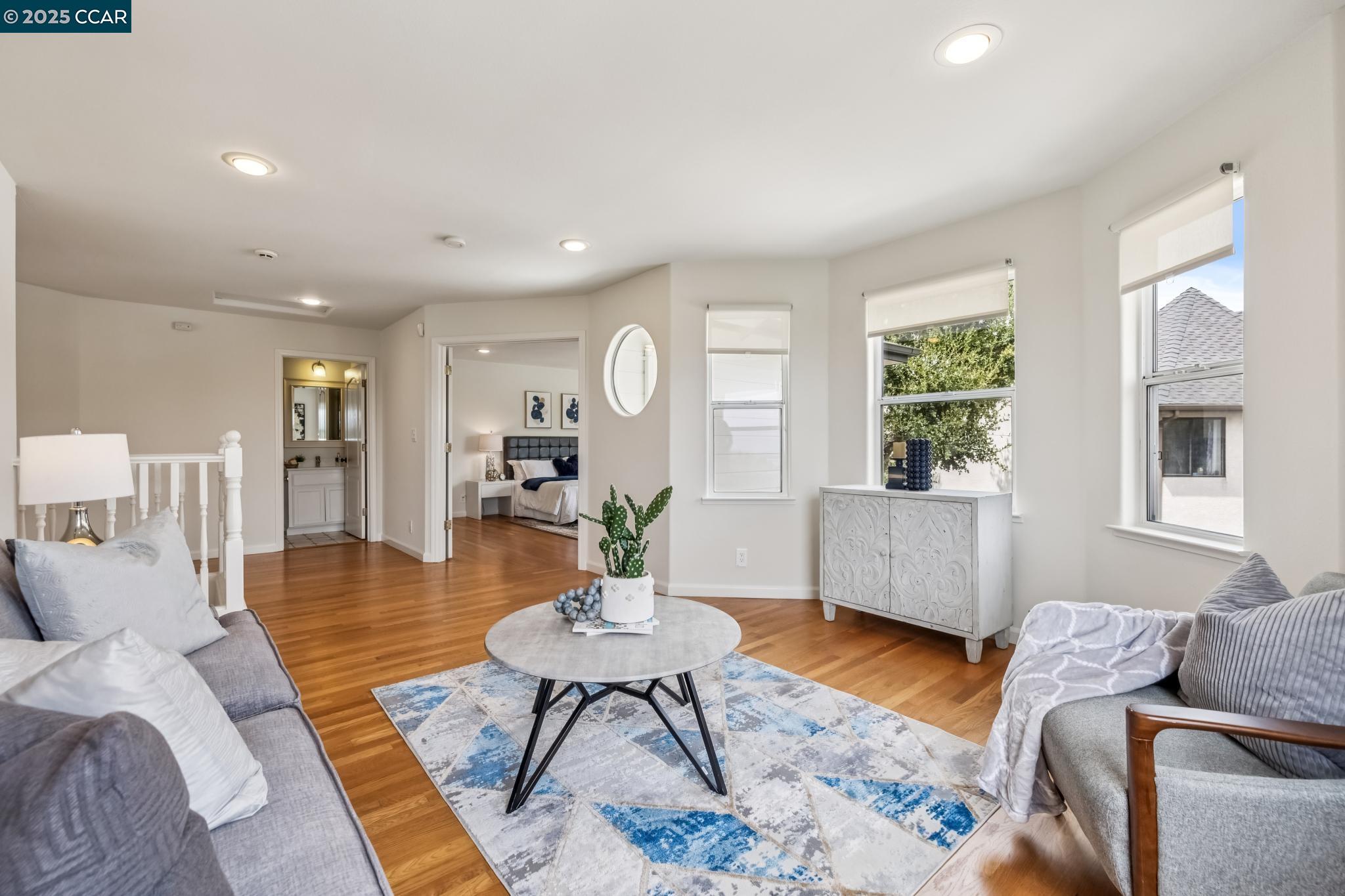 Detail Gallery Image 21 of 49 For 2413 Potomac St, Oakland,  CA 94602 - 4 Beds | 3 Baths