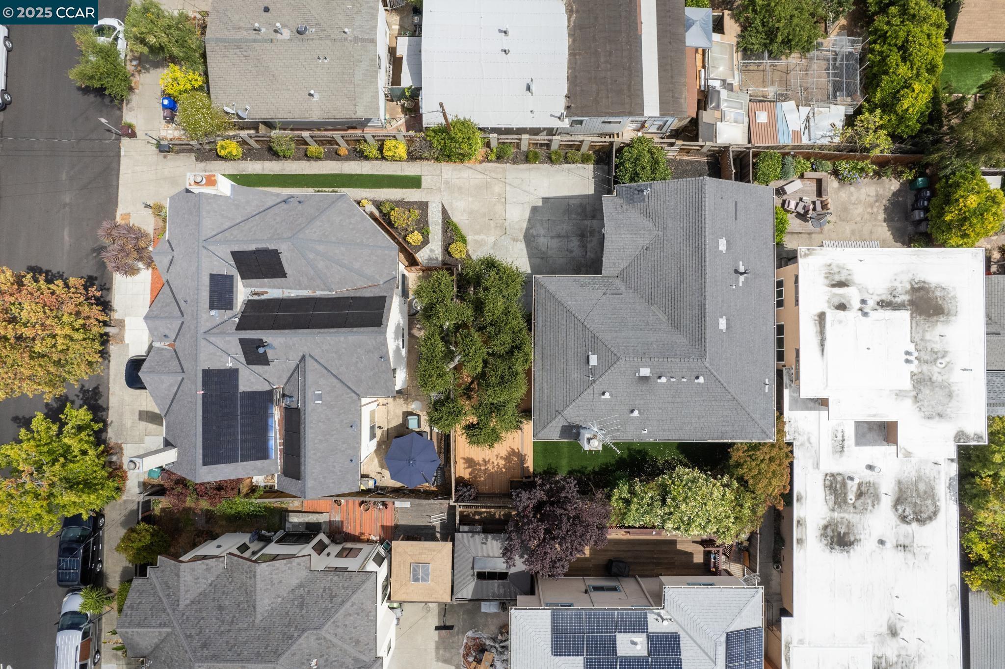 Detail Gallery Image 43 of 49 For 2413 Potomac St, Oakland,  CA 94602 - 4 Beds | 3 Baths