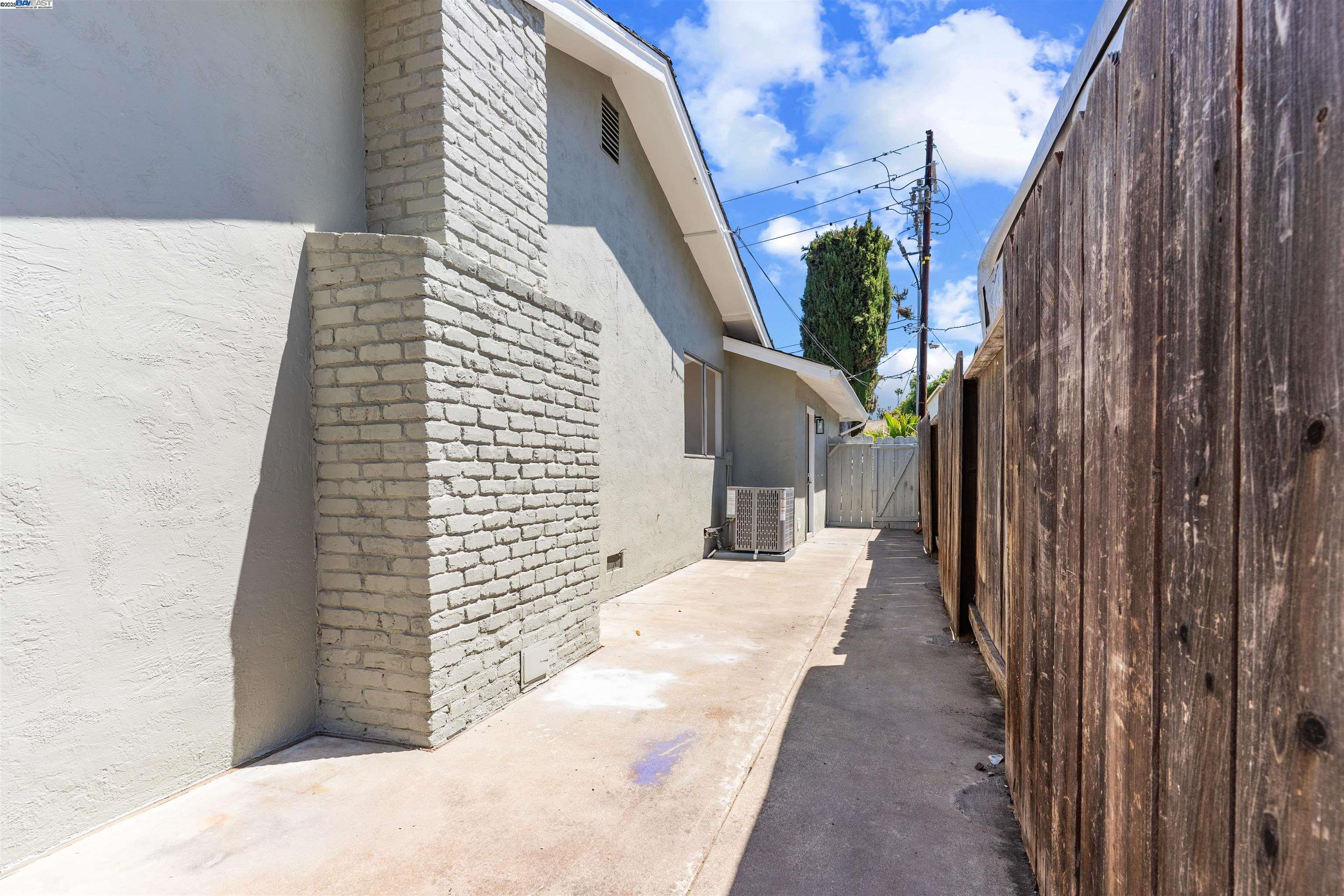 Detail Gallery Image 26 of 32 For 4010 Boulder Dr, Antioch,  CA 94509 - 4 Beds | 2 Baths