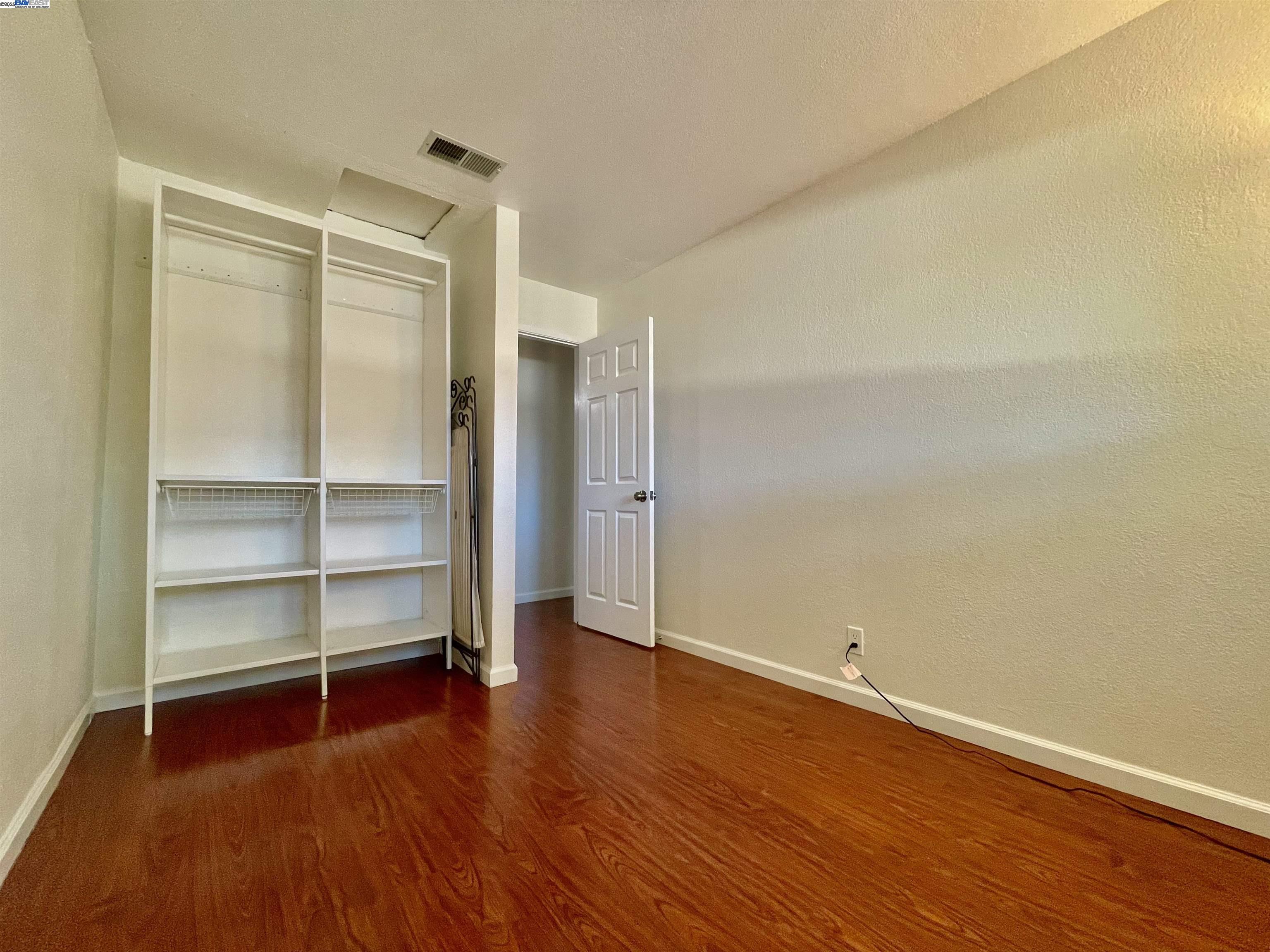 Detail Gallery Image 15 of 23 For Wickman Pl, San Lorenzo,  CA 94580 - 4 Beds | 2/1 Baths