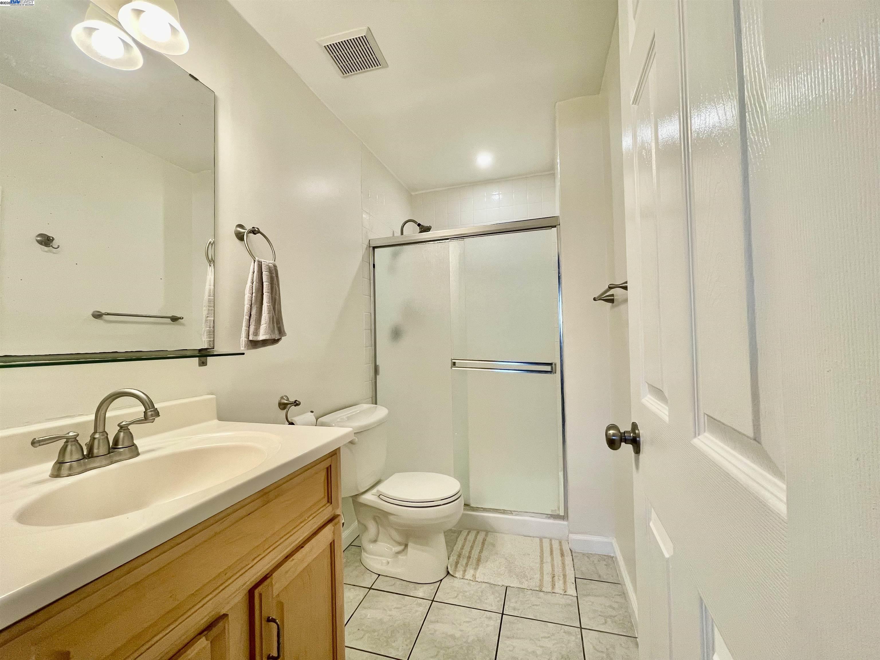Detail Gallery Image 18 of 23 For Wickman Pl, San Lorenzo,  CA 94580 - 4 Beds | 2/1 Baths