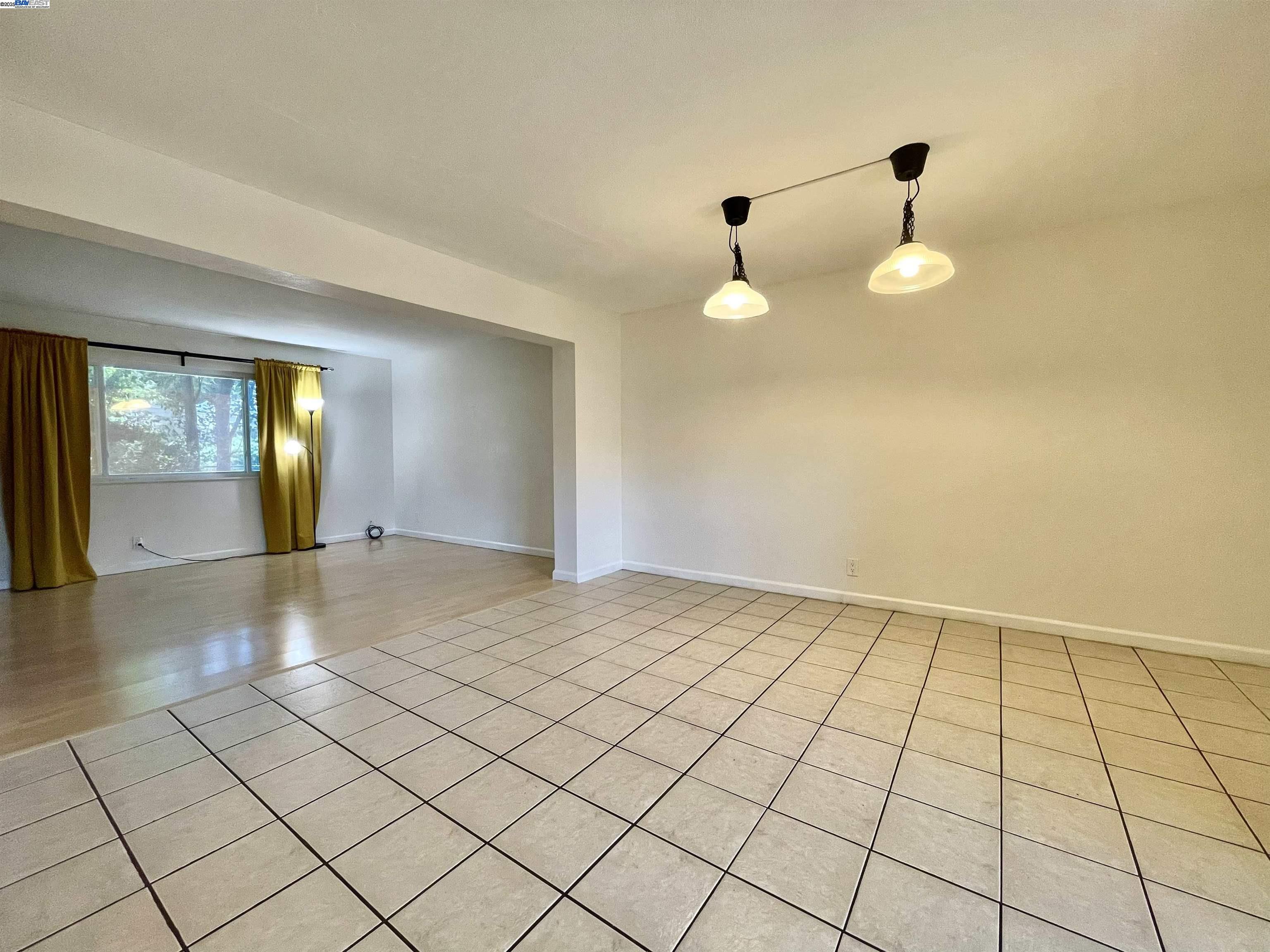 Detail Gallery Image 10 of 23 For Wickman Pl, San Lorenzo,  CA 94580 - 4 Beds | 2/1 Baths