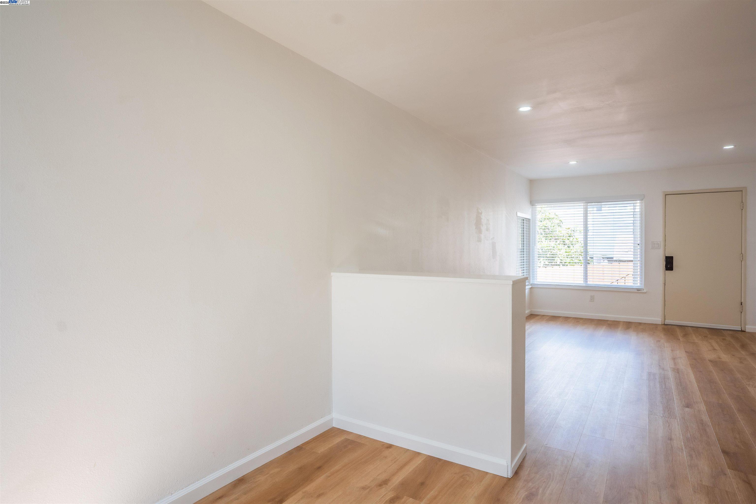 Detail Gallery Image 27 of 49 For 3086 Capp St, Oakland,  CA 94602 - – Beds | – Baths