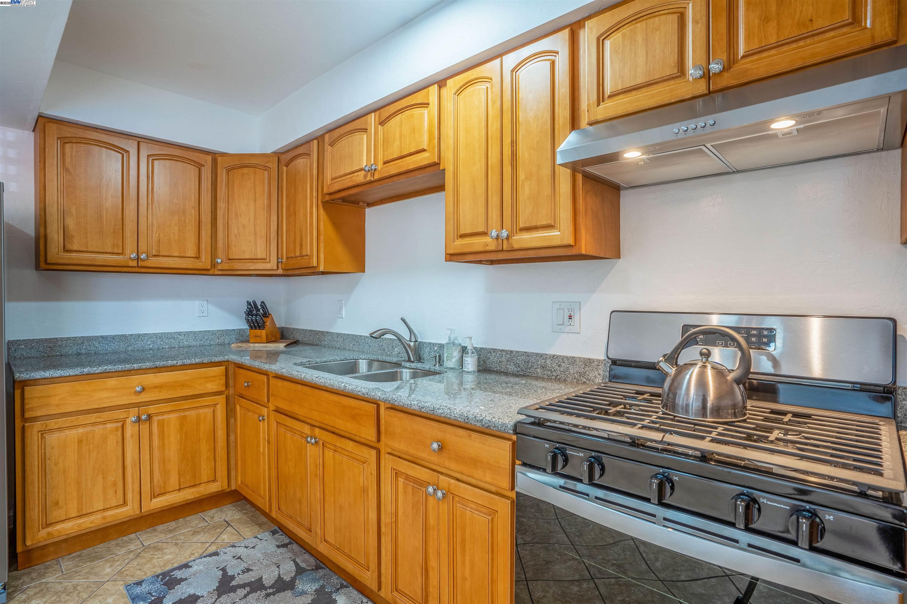 Detail Gallery Image 37 of 49 For 3086 Capp St, Oakland,  CA 94602 - – Beds | – Baths