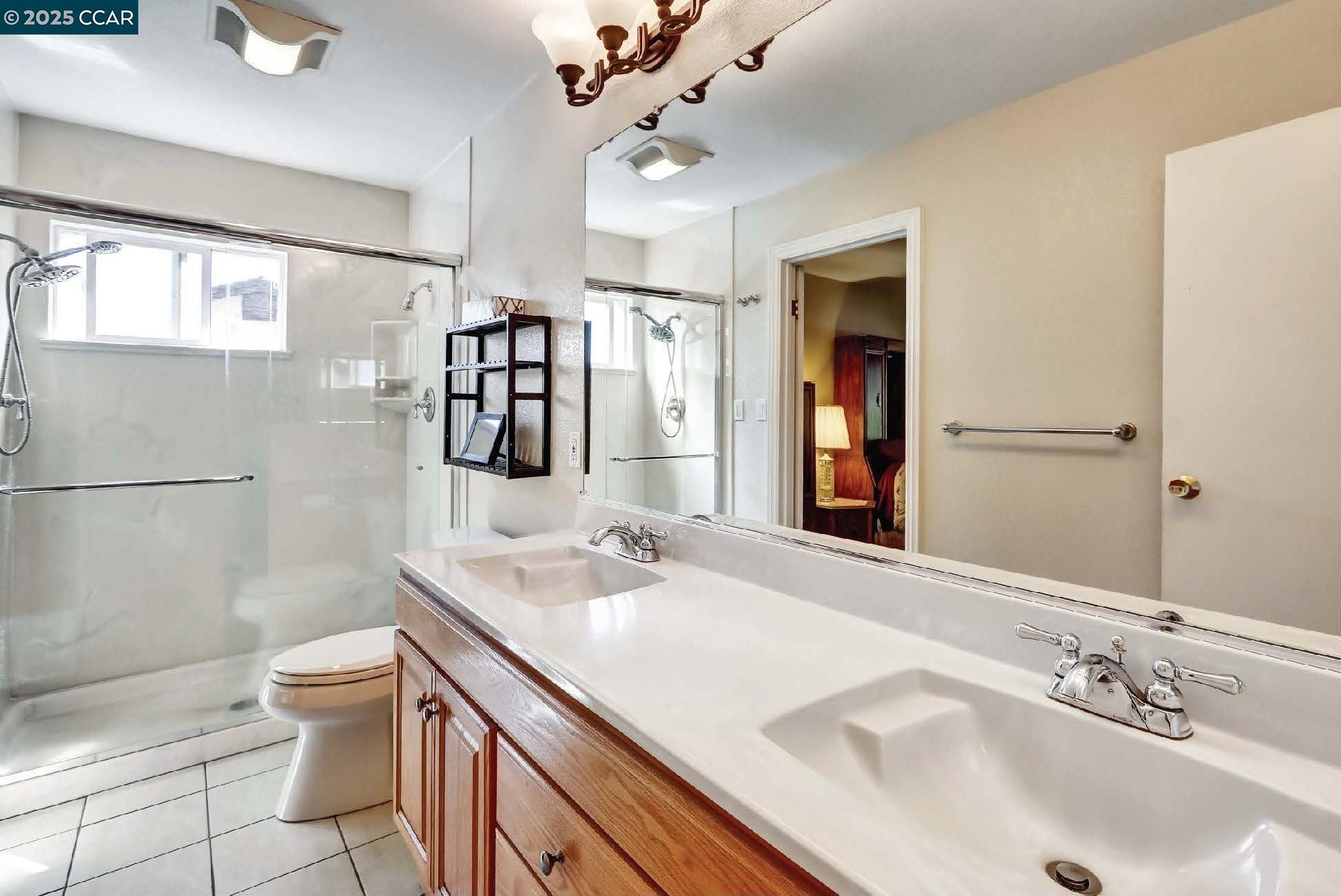 Detail Gallery Image 7 of 9 For 1533 Longford Ct, Walnut Creek,  CA 94598 - 4 Beds | 2 Baths
