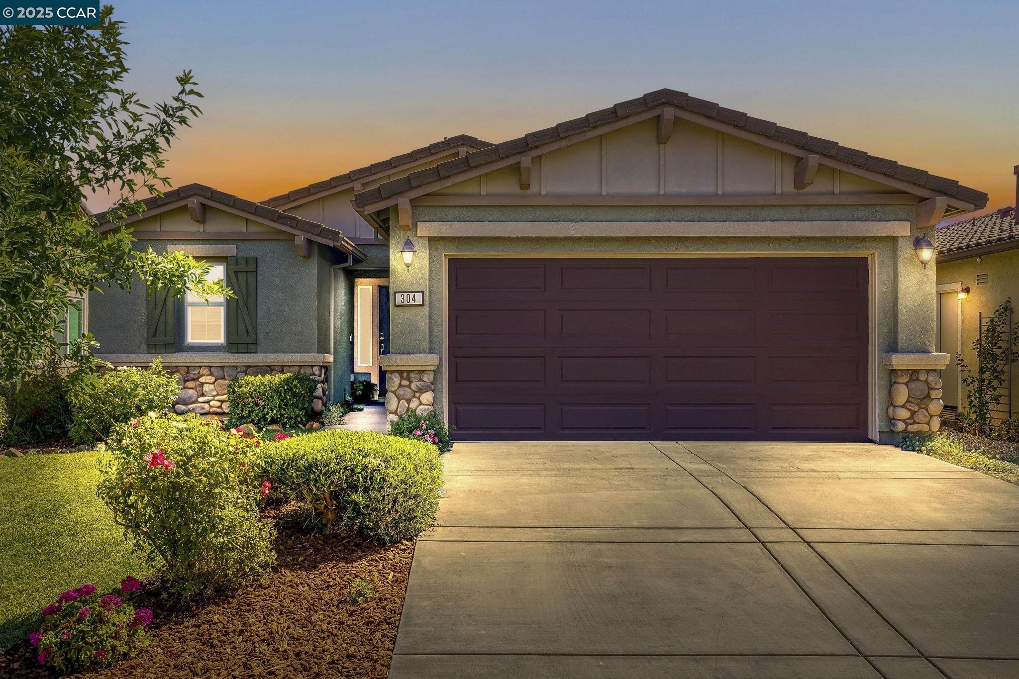 Detail Gallery Image 1 of 40 For 304 Birch Ridge Dr, Rio Vista,  CA 94571 - 2 Beds | 2 Baths