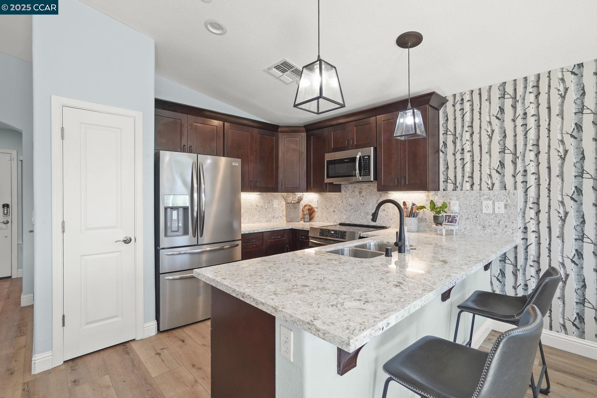 Detail Gallery Image 11 of 40 For 304 Birch Ridge Dr, Rio Vista,  CA 94571 - 2 Beds | 2 Baths