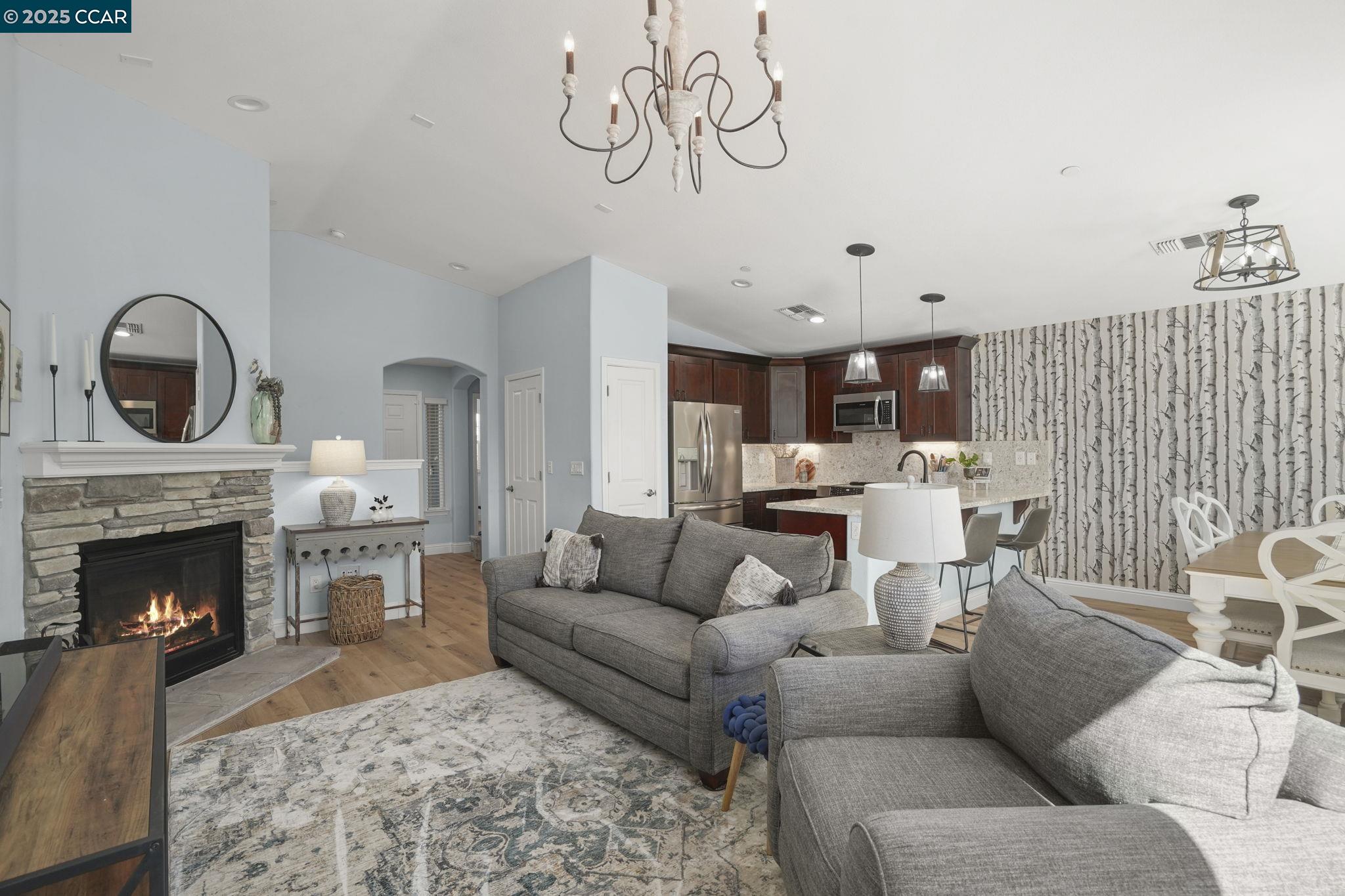 Detail Gallery Image 5 of 40 For 304 Birch Ridge Dr, Rio Vista,  CA 94571 - 2 Beds | 2 Baths