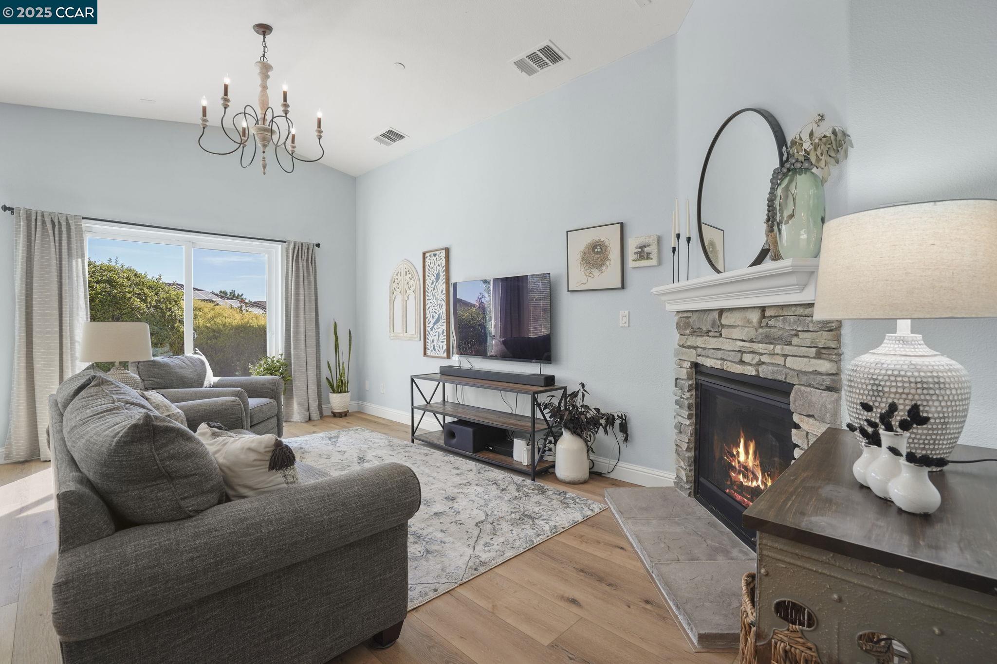 Detail Gallery Image 6 of 40 For 304 Birch Ridge Dr, Rio Vista,  CA 94571 - 2 Beds | 2 Baths