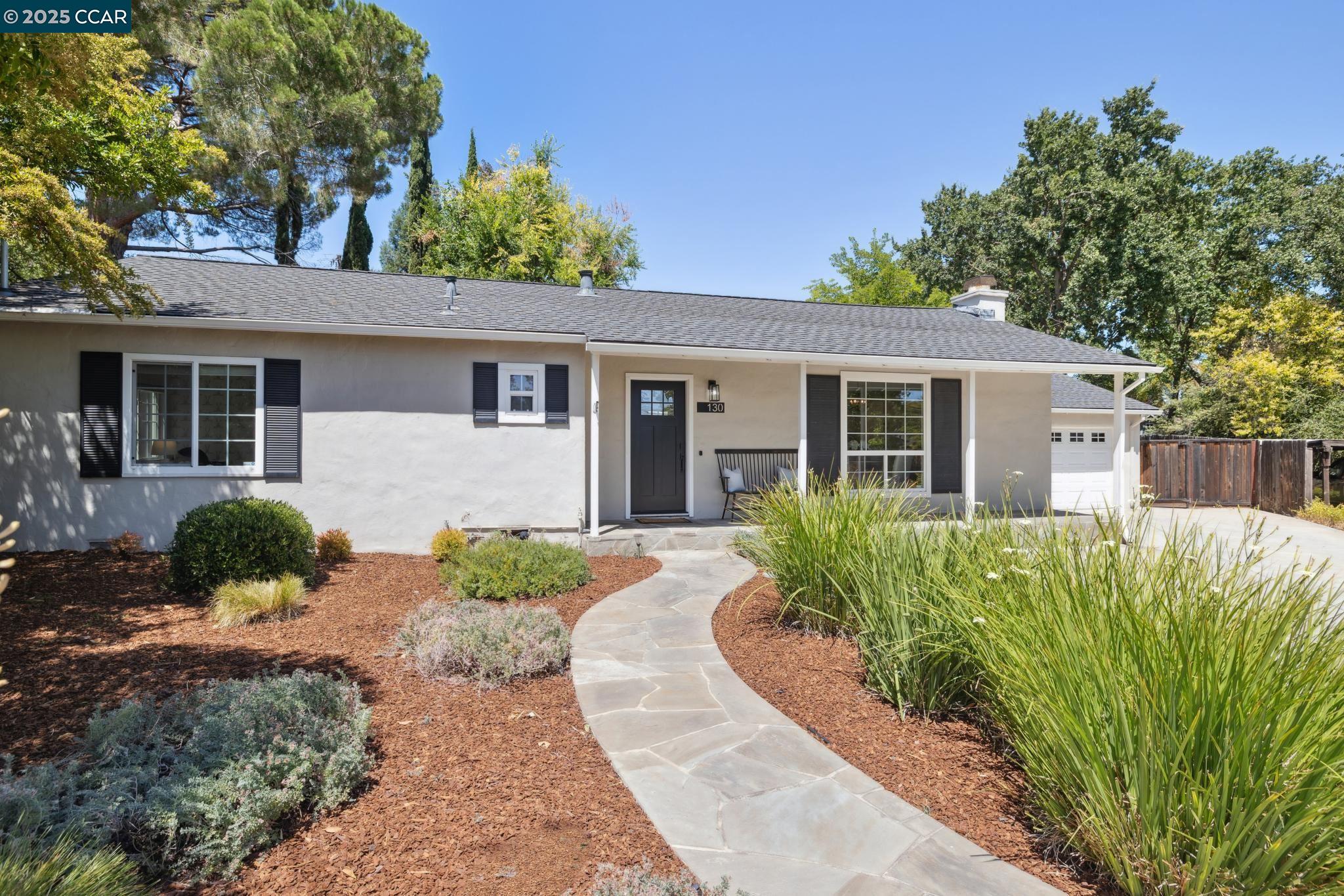 Detail Gallery Image 2 of 40 For 130 Wyatt Cir, Pleasant Hill,  CA 94523 - 3 Beds | 2 Baths