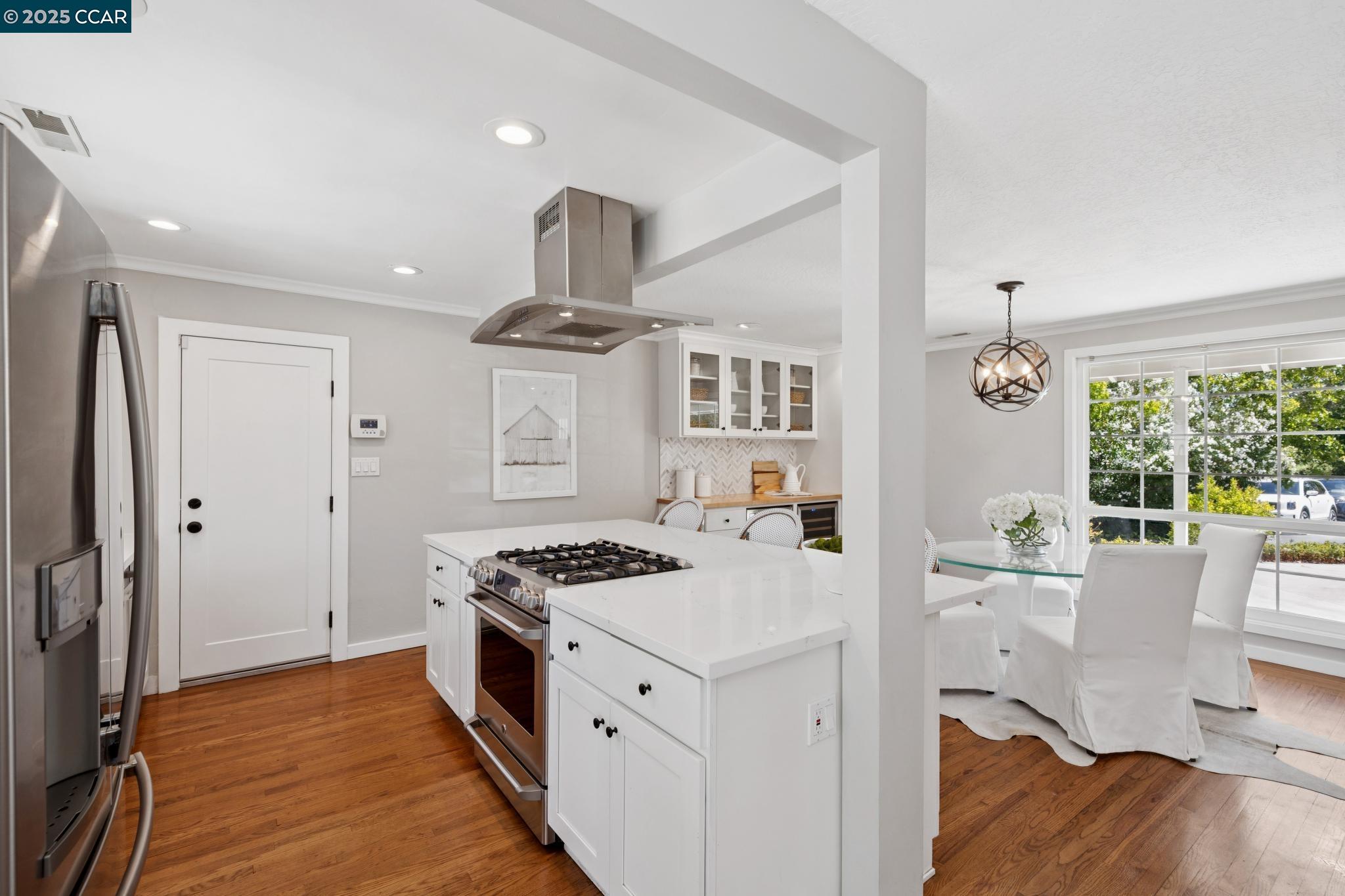 Detail Gallery Image 11 of 40 For 130 Wyatt Cir, Pleasant Hill,  CA 94523 - 3 Beds | 2 Baths