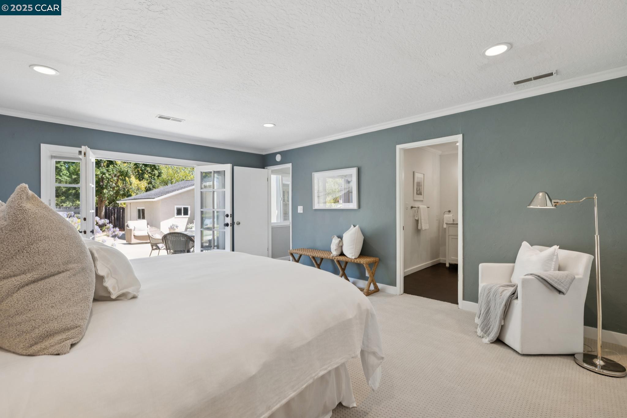 Detail Gallery Image 15 of 40 For 130 Wyatt Cir, Pleasant Hill,  CA 94523 - 3 Beds | 2 Baths