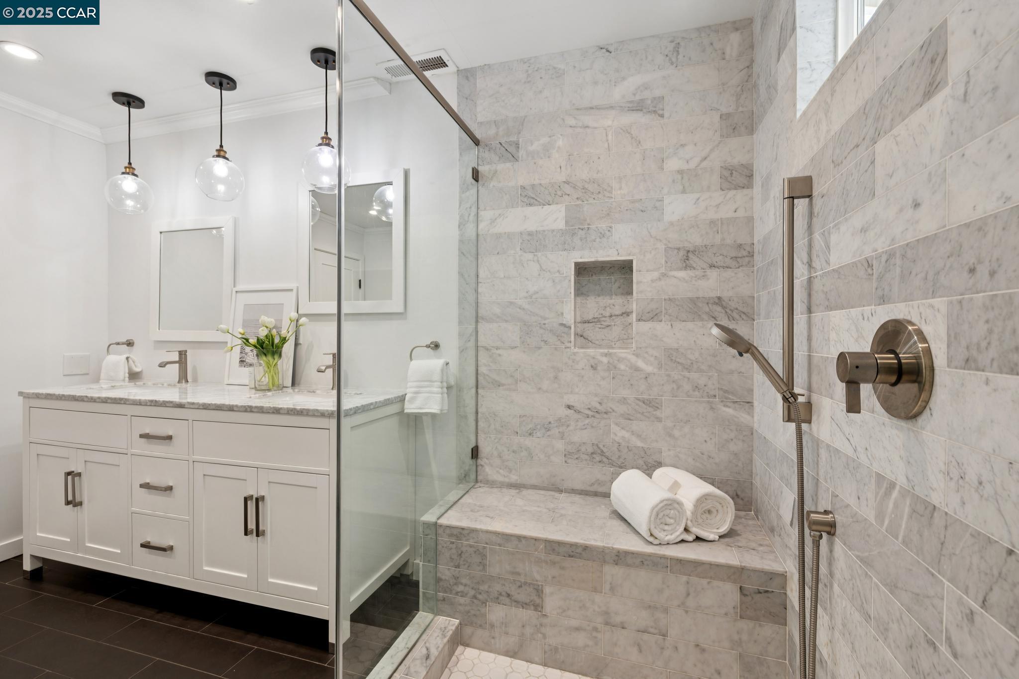 Detail Gallery Image 17 of 40 For 130 Wyatt Cir, Pleasant Hill,  CA 94523 - 3 Beds | 2 Baths