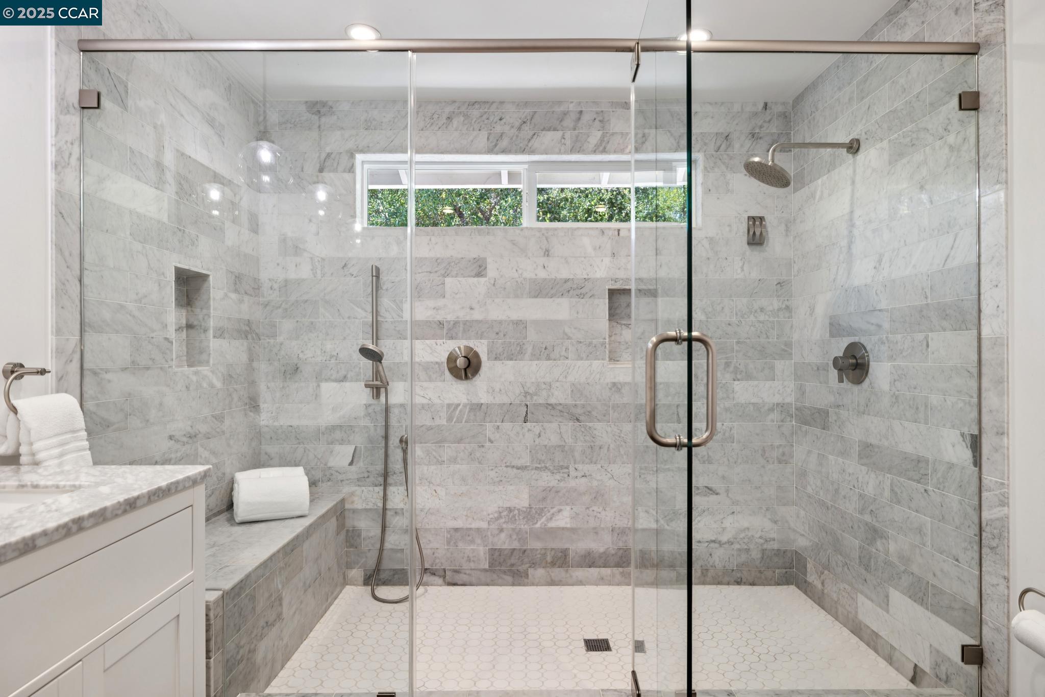 Detail Gallery Image 18 of 40 For 130 Wyatt Cir, Pleasant Hill,  CA 94523 - 3 Beds | 2 Baths