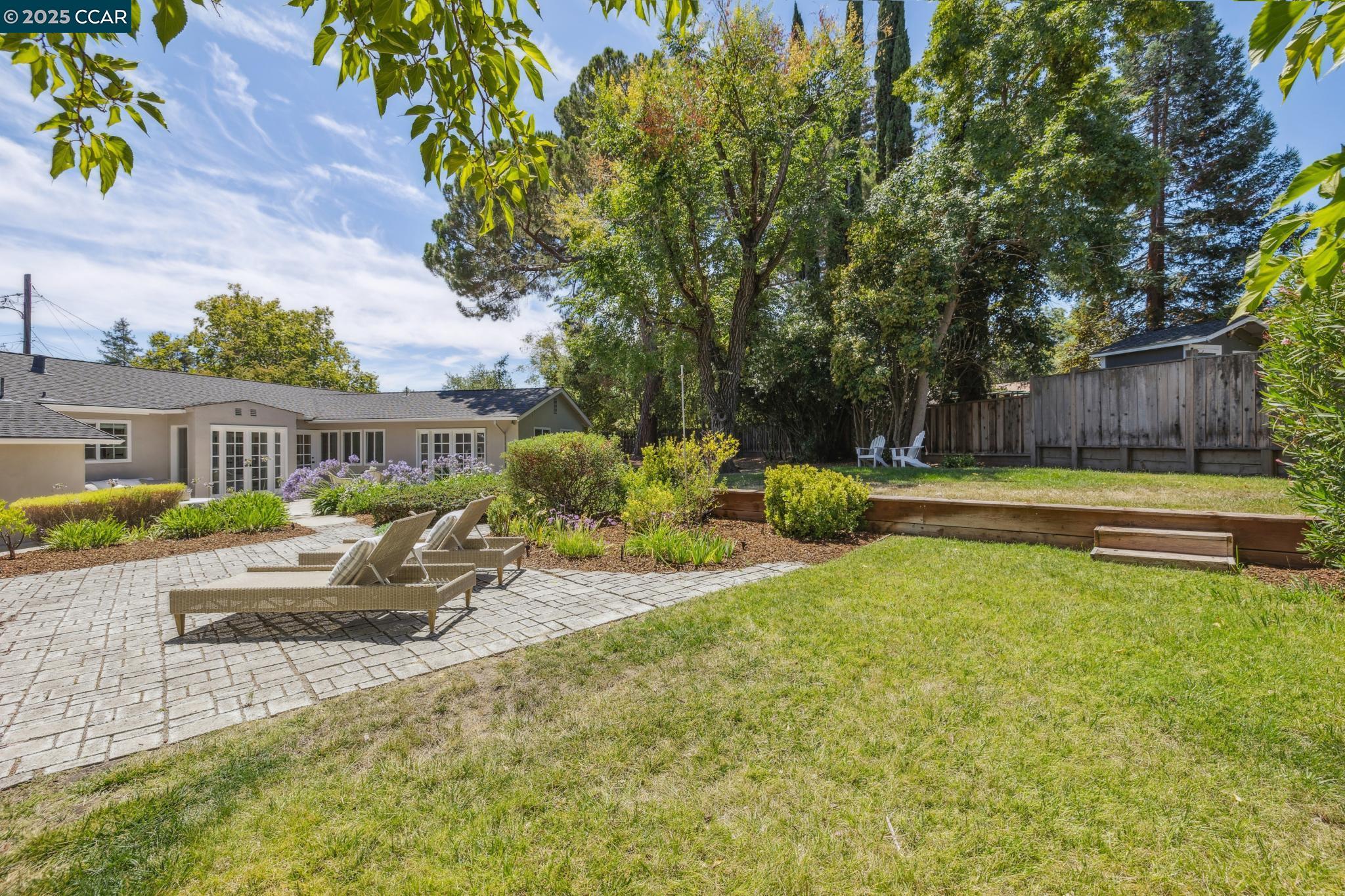 Detail Gallery Image 34 of 40 For 130 Wyatt Cir, Pleasant Hill,  CA 94523 - 3 Beds | 2 Baths