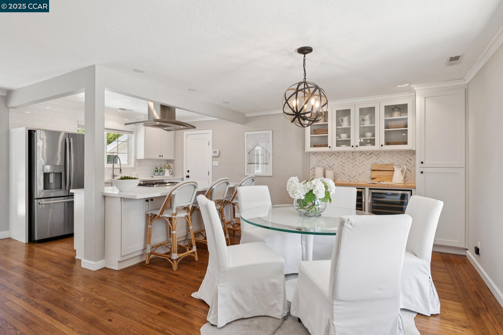 Detail Gallery Image 8 of 40 For 130 Wyatt Cir, Pleasant Hill,  CA 94523 - 3 Beds | 2 Baths
