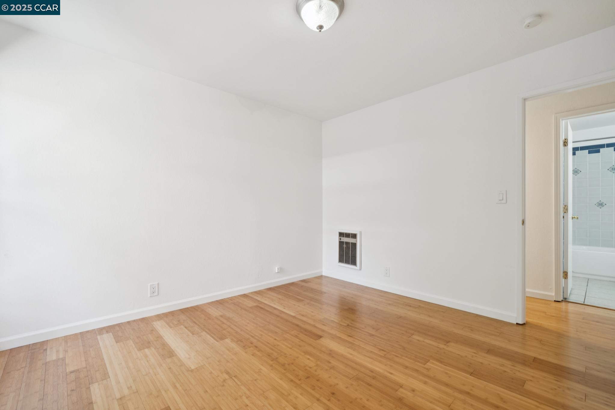 Photo #14: 41107578 Listing: Photo #14