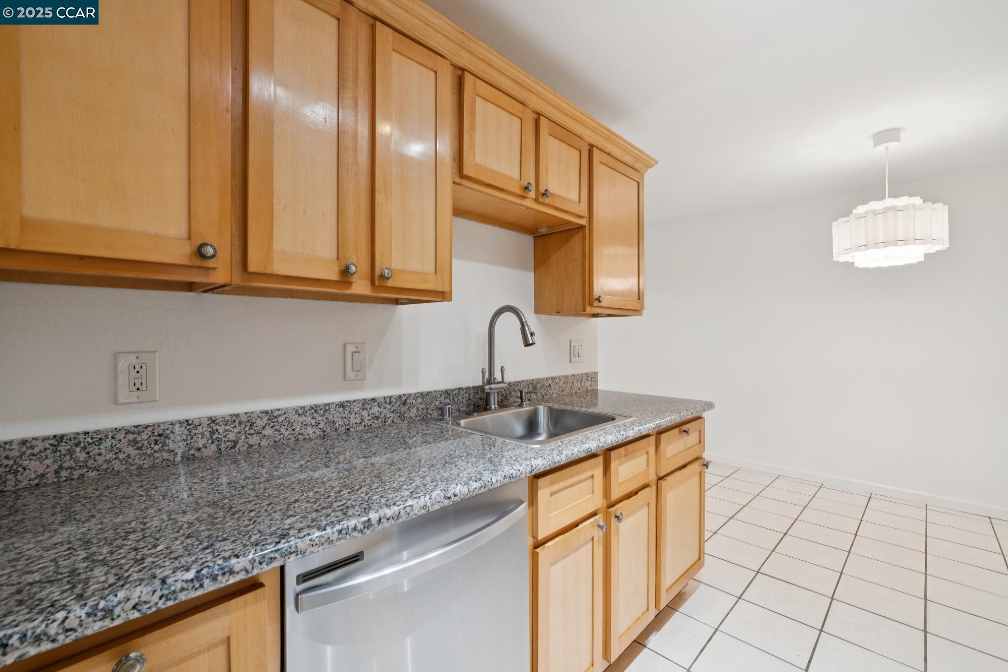 Photo #7: 41107578 Listing: Photo #7