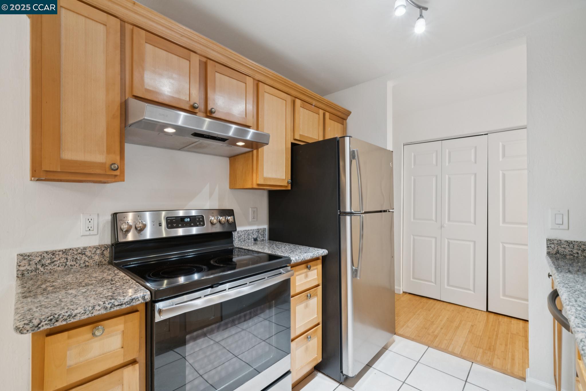 Photo #9: 41107578 Listing: Photo #9
