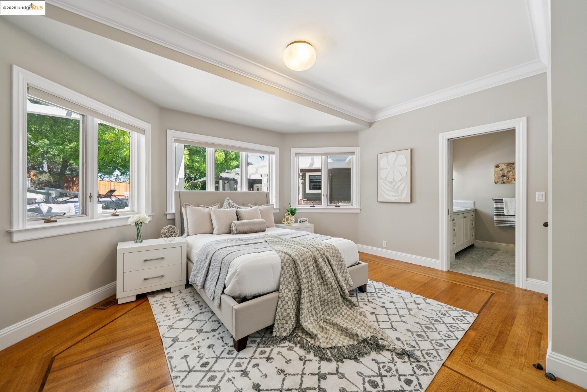 Detail Gallery Image 48 of 51 For 9 Burton Vista Ct, Lafayette,  CA 94549 - 6 Beds | 7/3 Baths