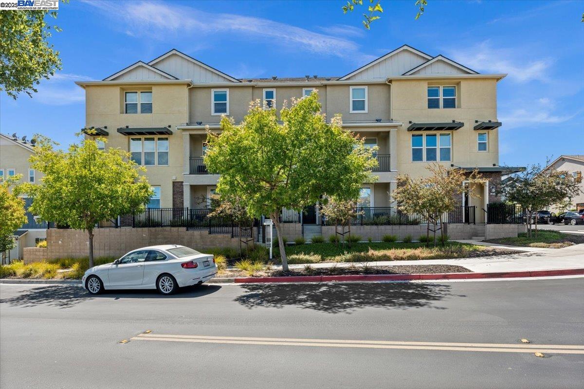 Photo #2: 41107583 Listing 