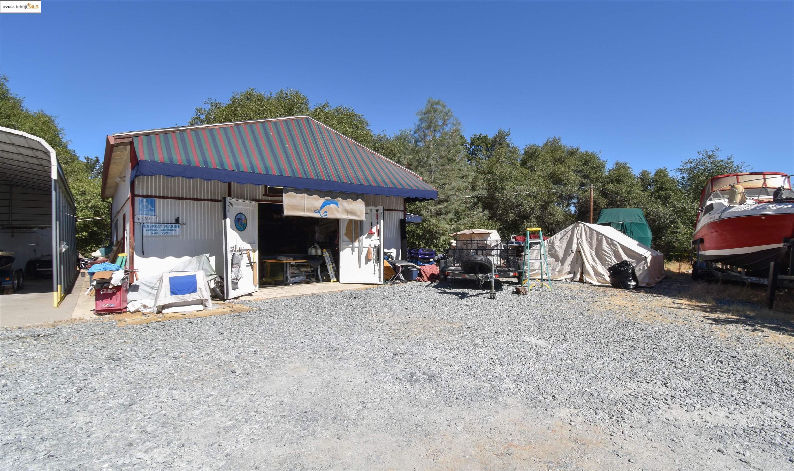 Detail Gallery Image 4 of 15 For 13893 Tuolumne Rd, Sonora,  CA 95370 - – Beds | – Baths