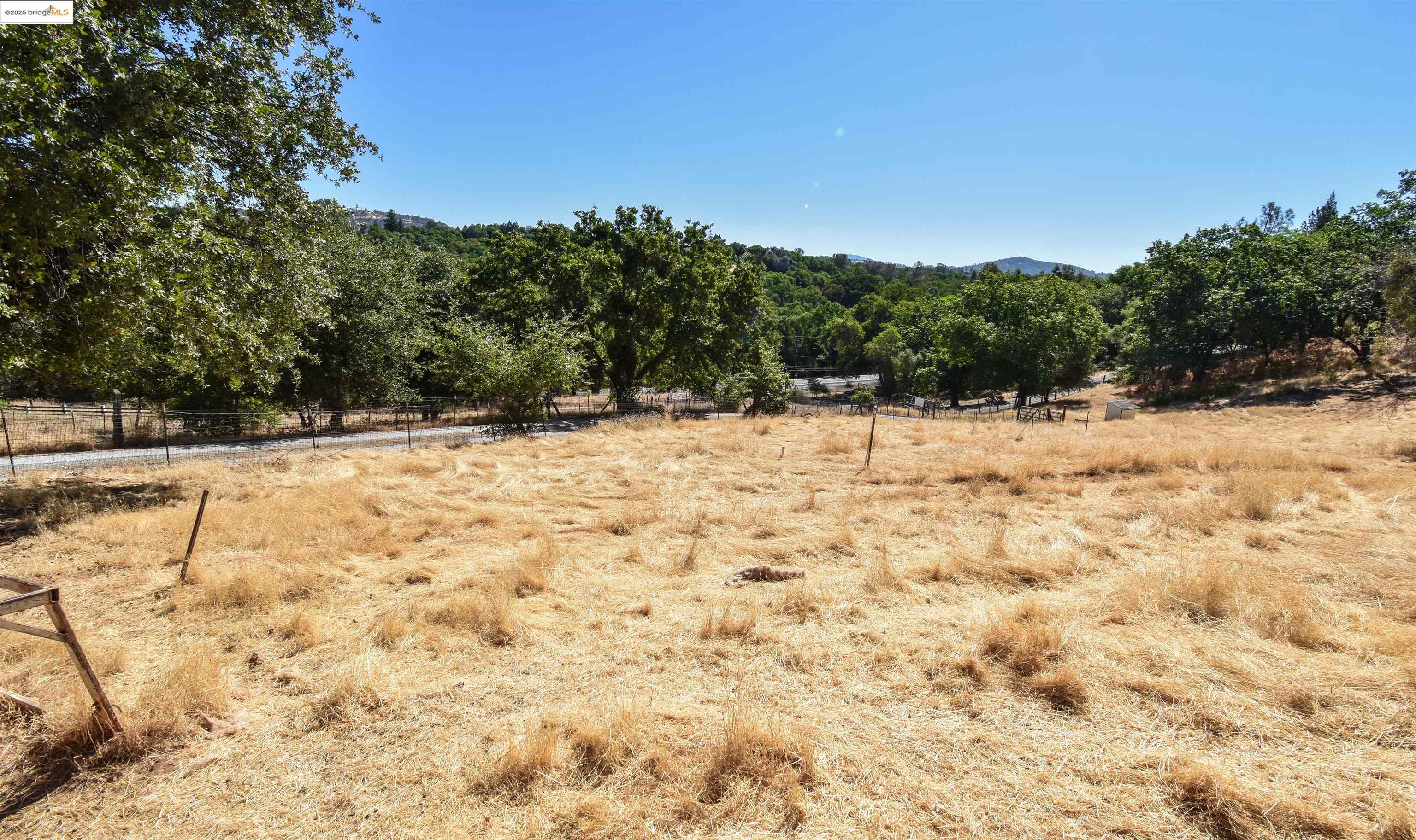 Detail Gallery Image 10 of 15 For 13893 Tuolumne Rd, Sonora,  CA 95370 - – Beds | – Baths