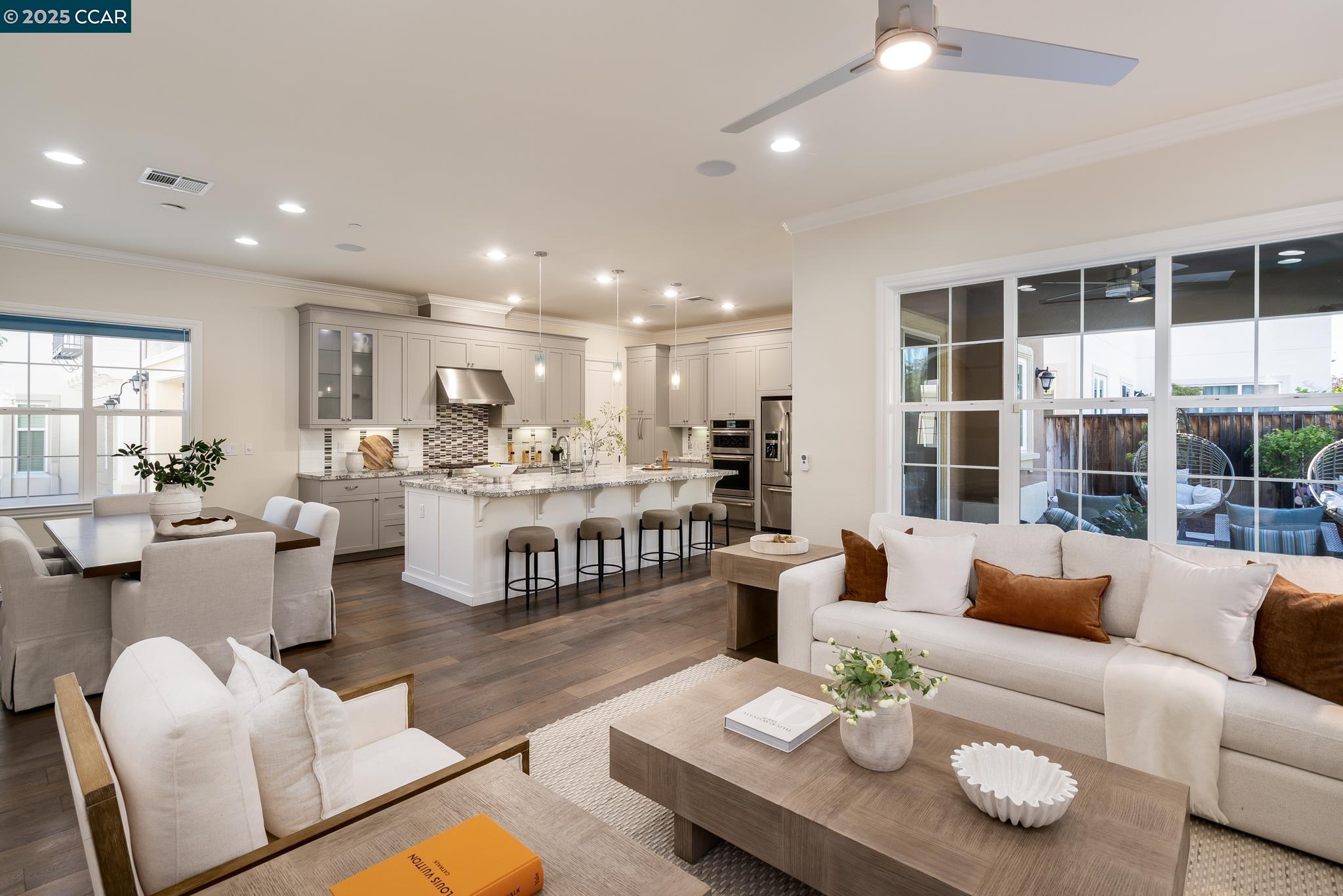 Detail Gallery Image 5 of 29 For 3454 Cinnamon Ridge Rd, San Ramon,  CA 94582 - 4 Beds | 4/1 Baths