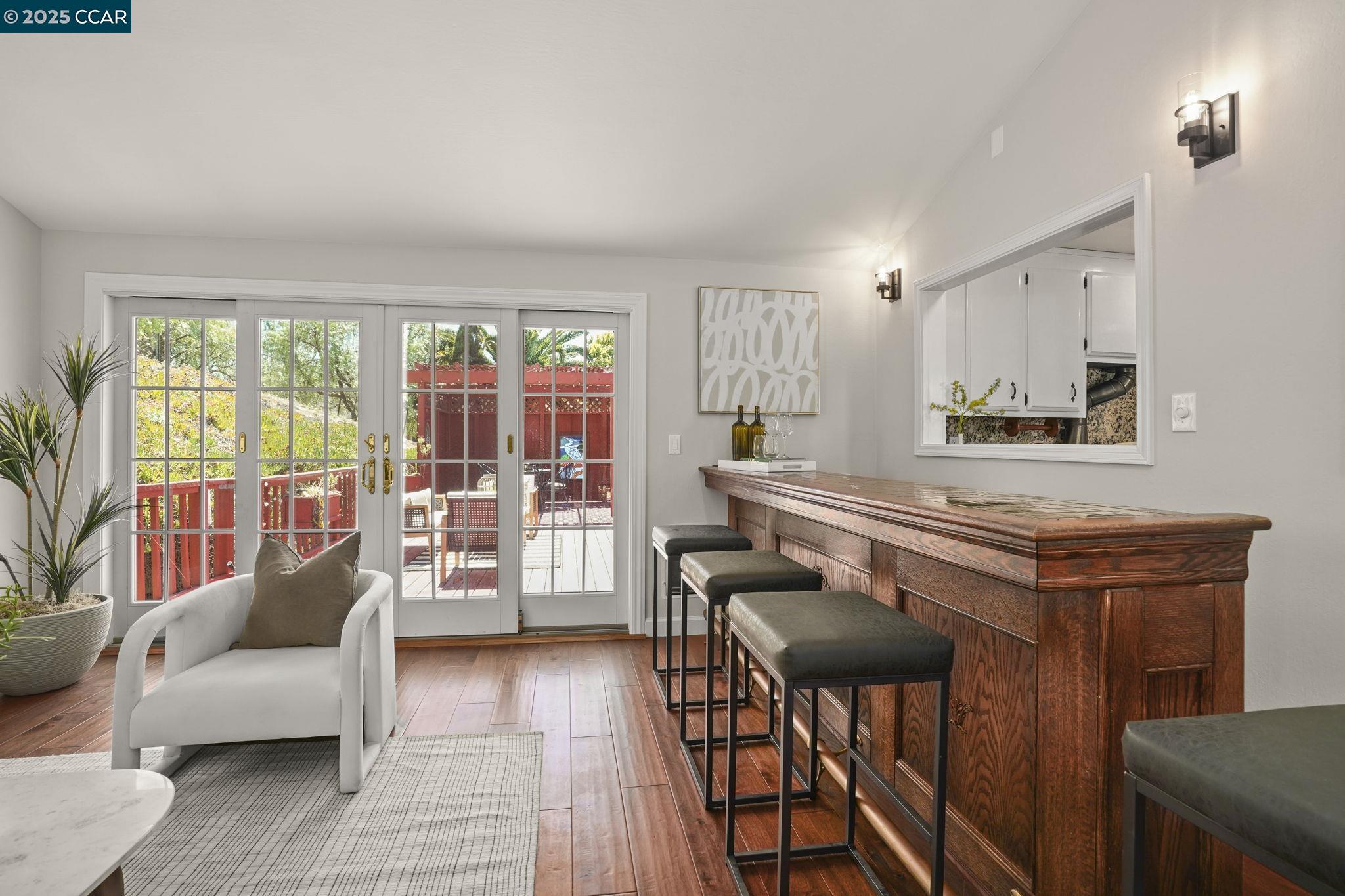 Detail Gallery Image 12 of 28 For 6324 Bonita Ct, Richmond,  CA 94806 - 3 Beds | 2 Baths
