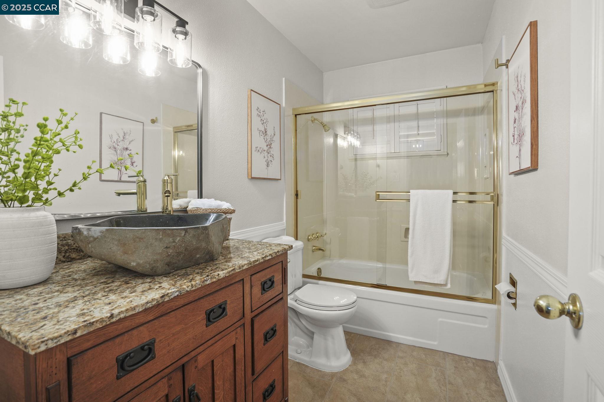 Detail Gallery Image 18 of 28 For 6324 Bonita Ct, Richmond,  CA 94806 - 3 Beds | 2 Baths