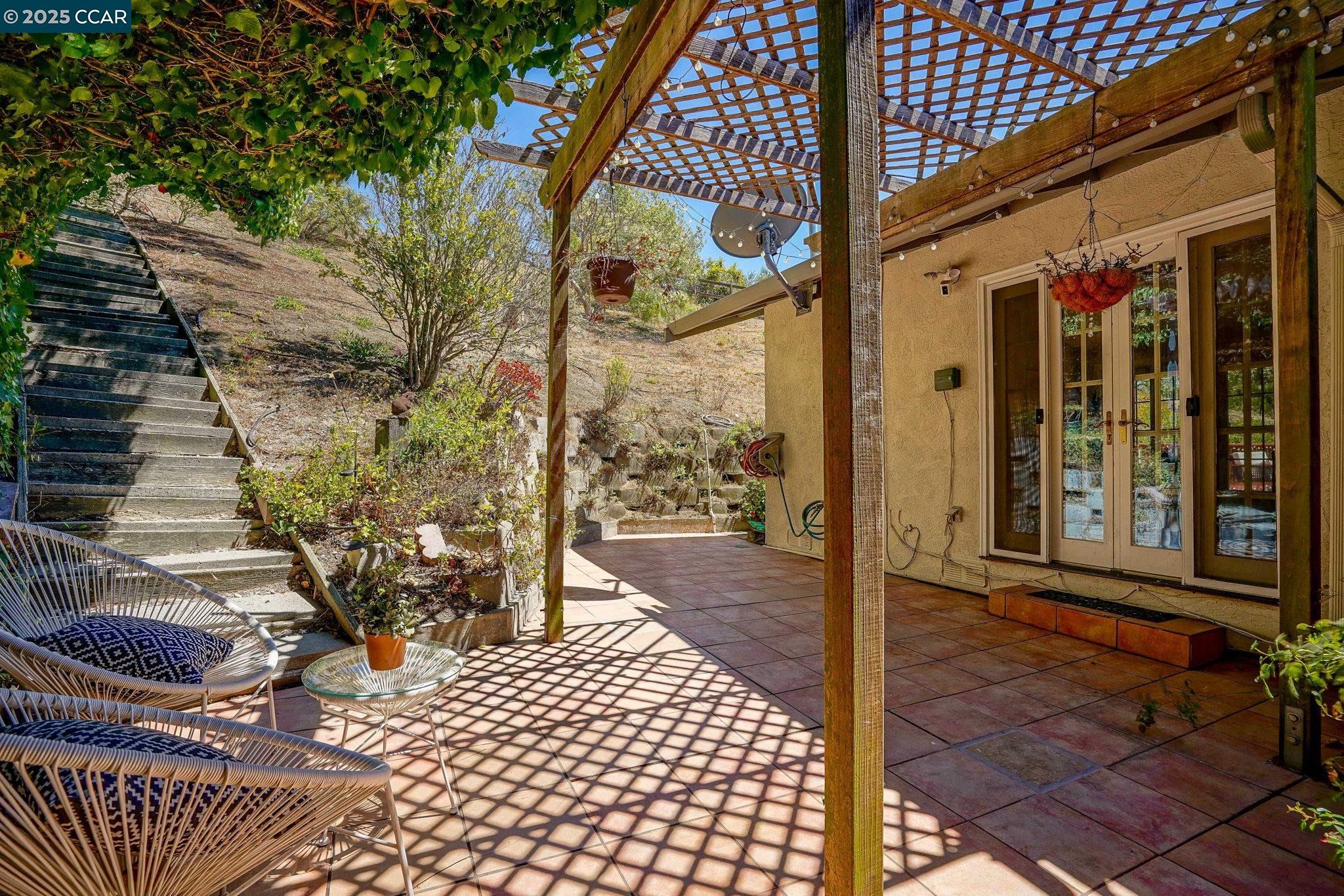 Detail Gallery Image 25 of 28 For 6324 Bonita Ct, Richmond,  CA 94806 - 3 Beds | 2 Baths