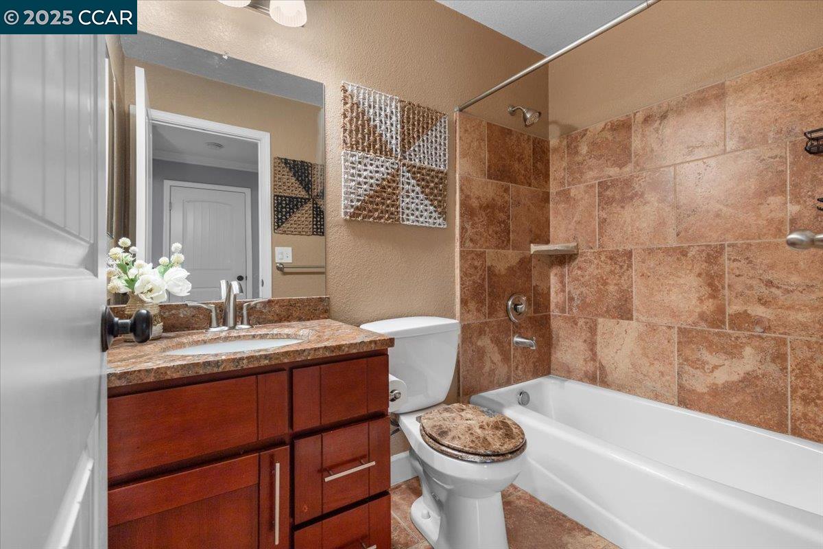 Detail Gallery Image 16 of 20 For 5555 Alabama Dr, Concord,  CA 94521 - 3 Beds | 2 Baths