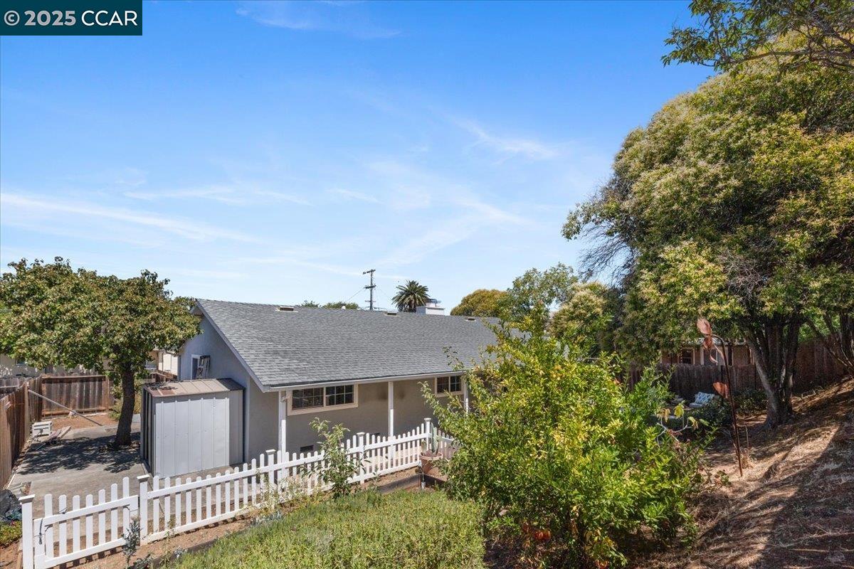 Detail Gallery Image 19 of 20 For 5555 Alabama Dr, Concord,  CA 94521 - 3 Beds | 2 Baths