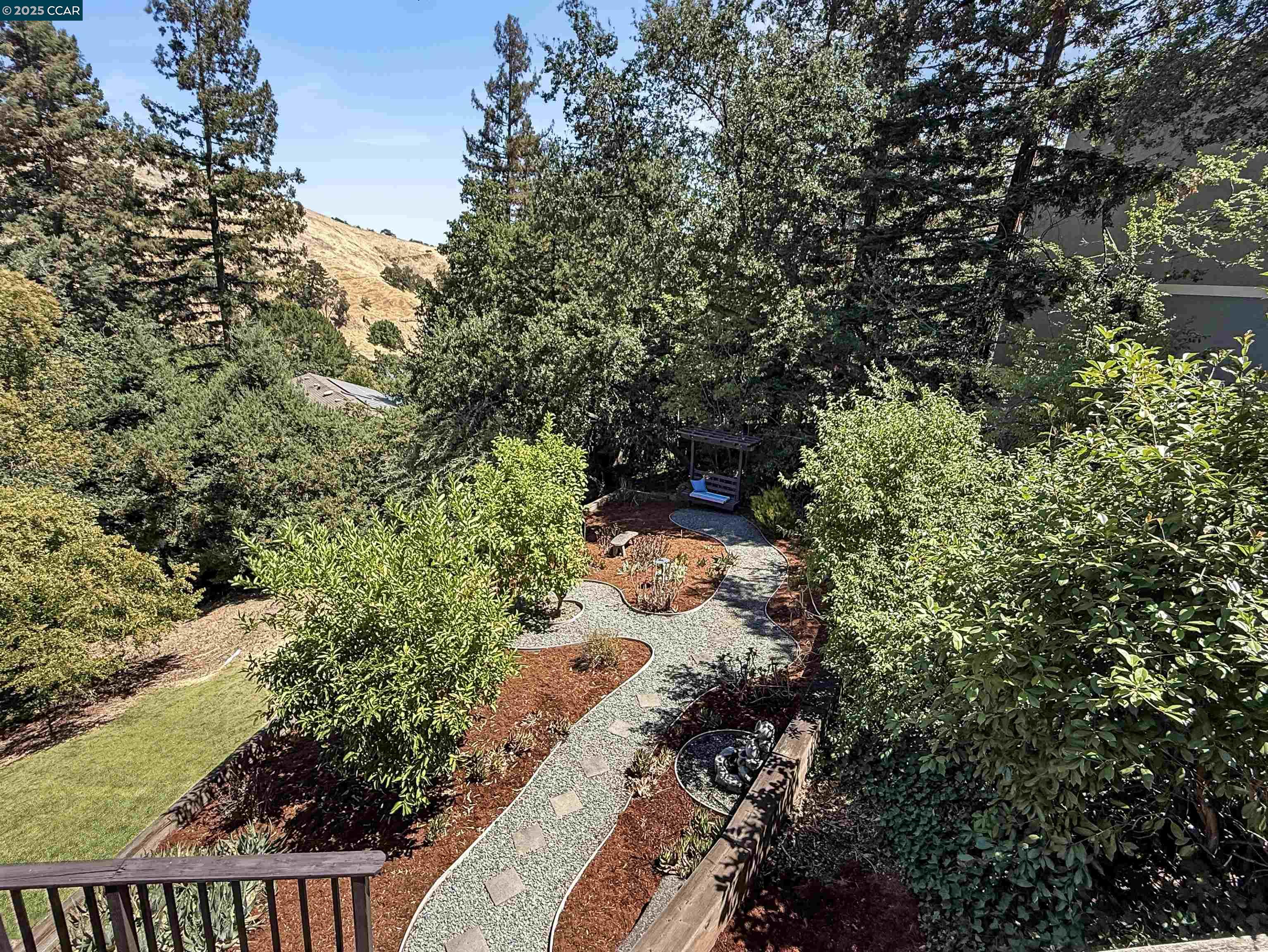 Detail Gallery Image 32 of 40 For 130 Hillcroft Way, Walnut Creek,  CA 94597 - 4 Beds | 3/1 Baths