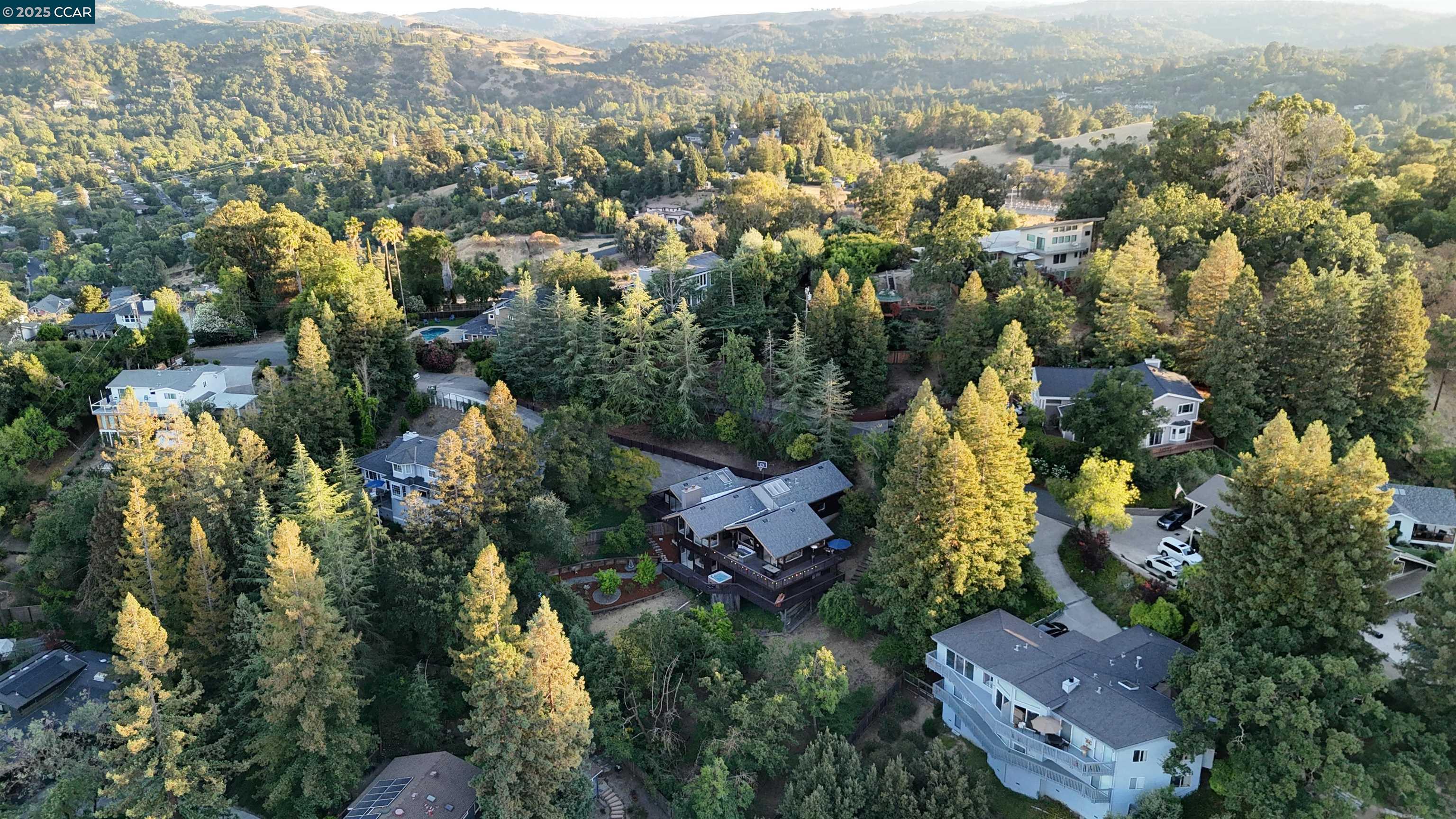 Detail Gallery Image 38 of 40 For 130 Hillcroft Way, Walnut Creek,  CA 94597 - 4 Beds | 3/1 Baths