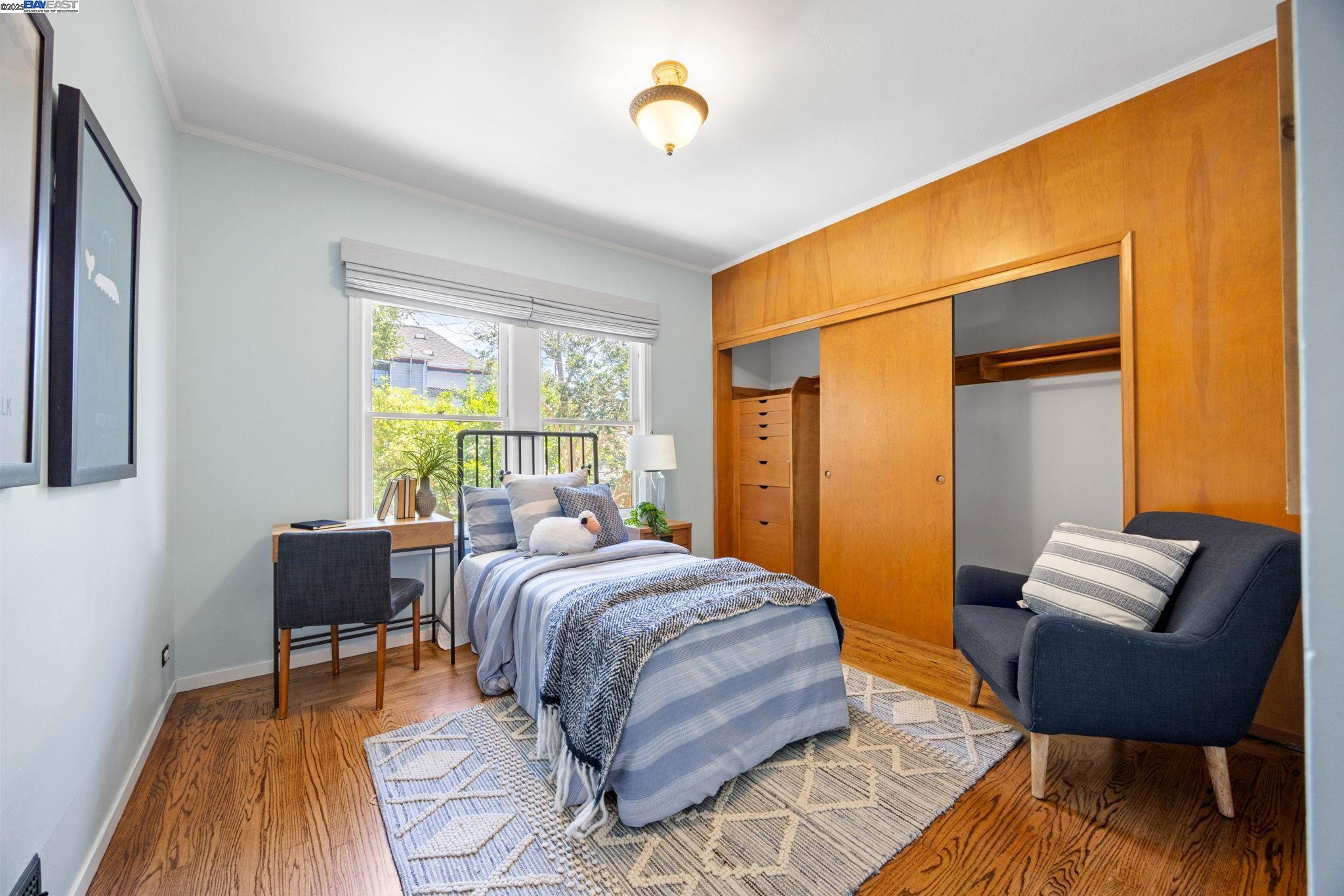 Detail Gallery Image 35 of 60 For 898 Union St, Alameda,  CA 94501 - 4 Beds | 2 Baths