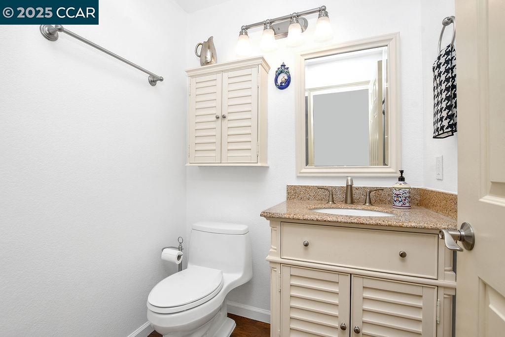 Detail Gallery Image 14 of 46 For 415 Orchard View Ave, Martinez,  CA 94553 - 3 Beds | 2/1 Baths
