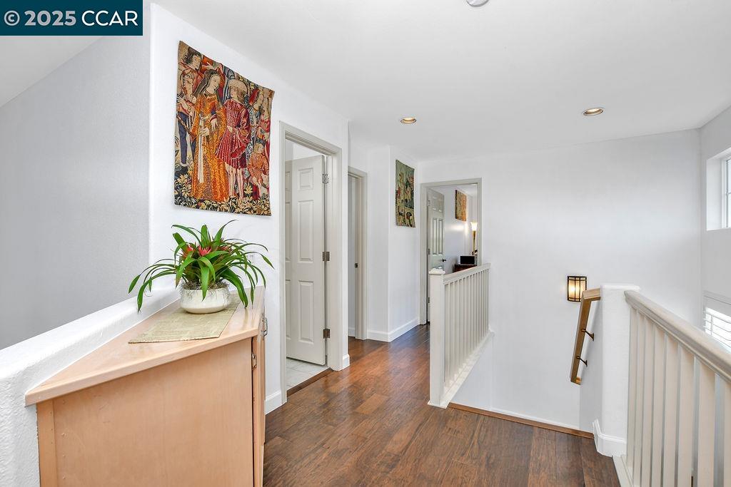 Detail Gallery Image 20 of 46 For 415 Orchard View Ave, Martinez,  CA 94553 - 3 Beds | 2/1 Baths
