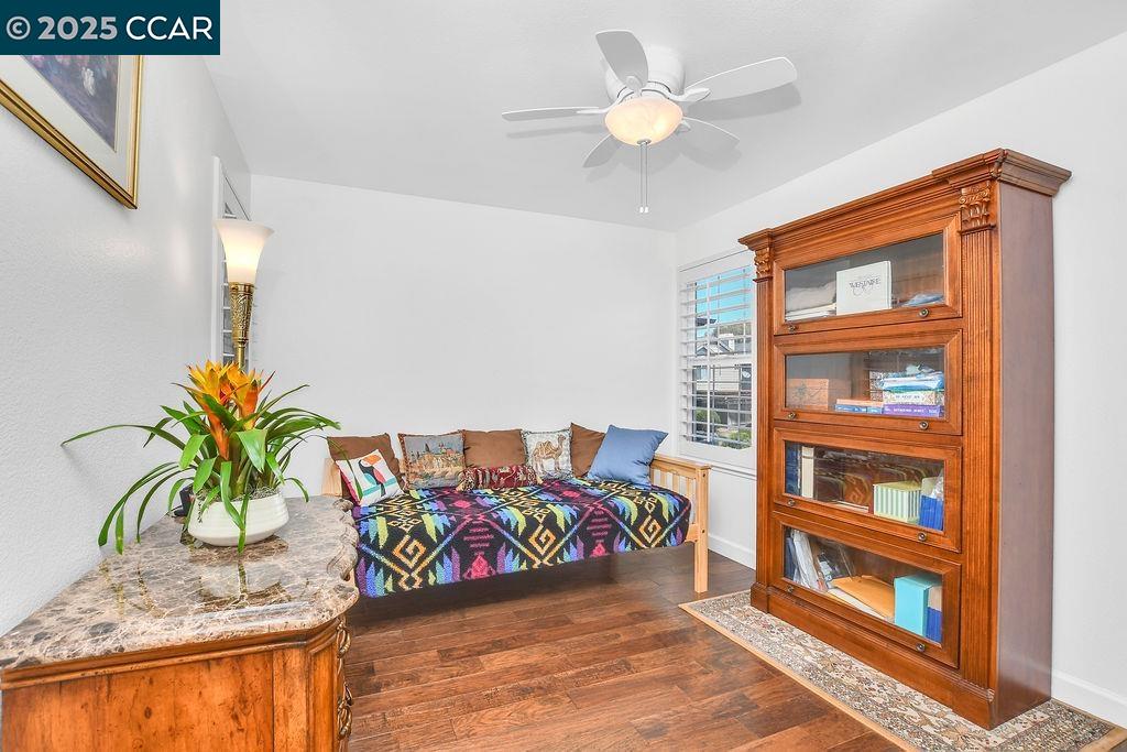 Detail Gallery Image 23 of 46 For 415 Orchard View Ave, Martinez,  CA 94553 - 3 Beds | 2/1 Baths