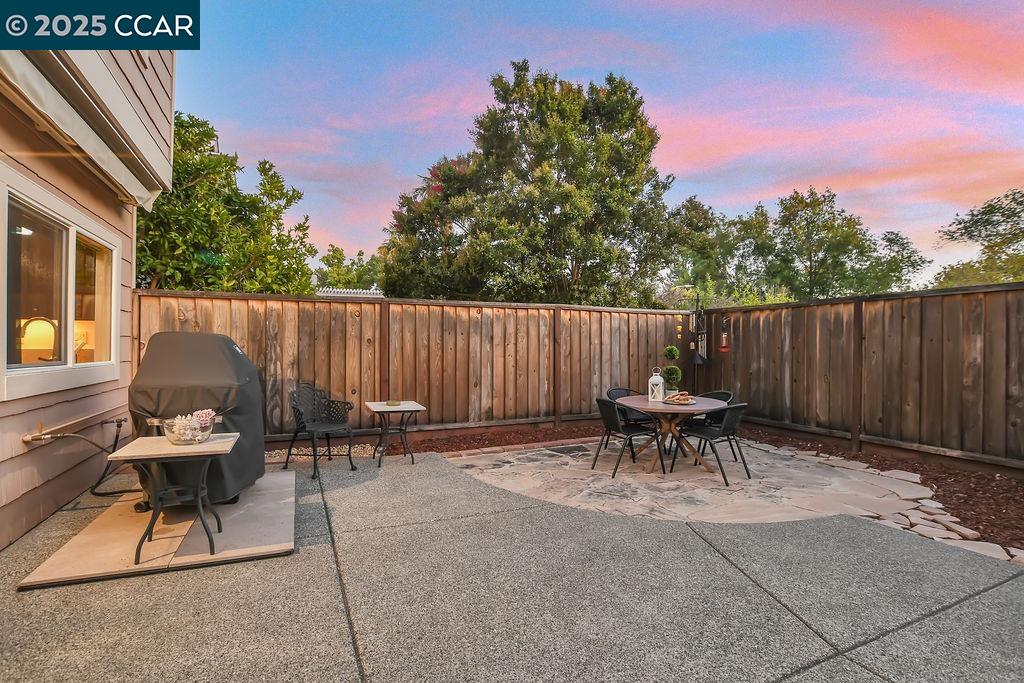 Detail Gallery Image 31 of 46 For 415 Orchard View Ave, Martinez,  CA 94553 - 3 Beds | 2/1 Baths