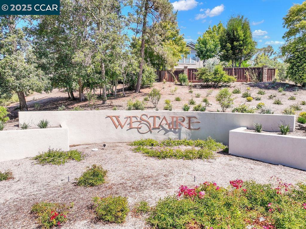 Detail Gallery Image 46 of 46 For 415 Orchard View Ave, Martinez,  CA 94553 - 3 Beds | 2/1 Baths