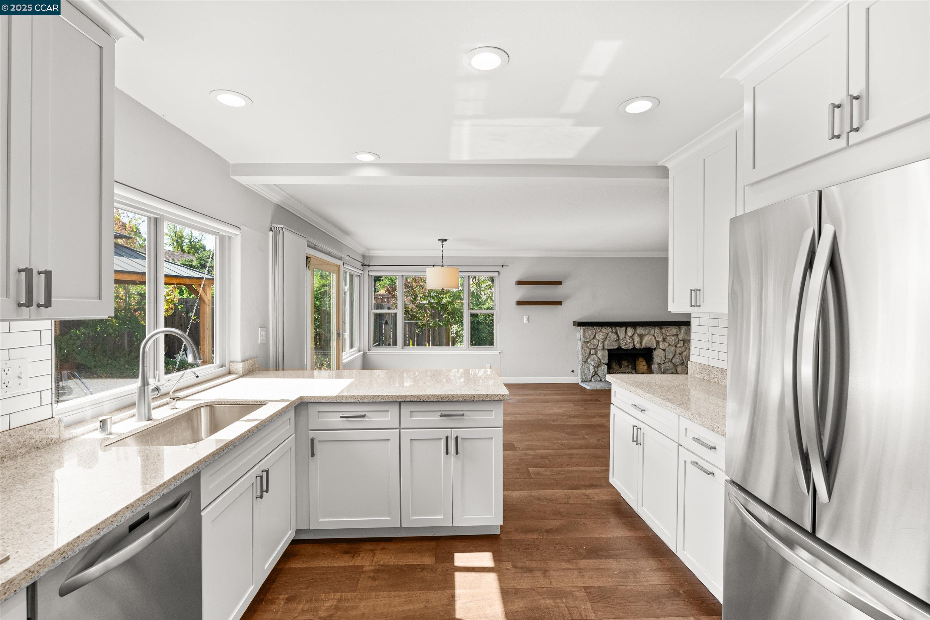 Detail Gallery Image 21 of 52 For 4403 Winterberry Ct, Concord,  CA 94521 - 4 Beds | 2/1 Baths