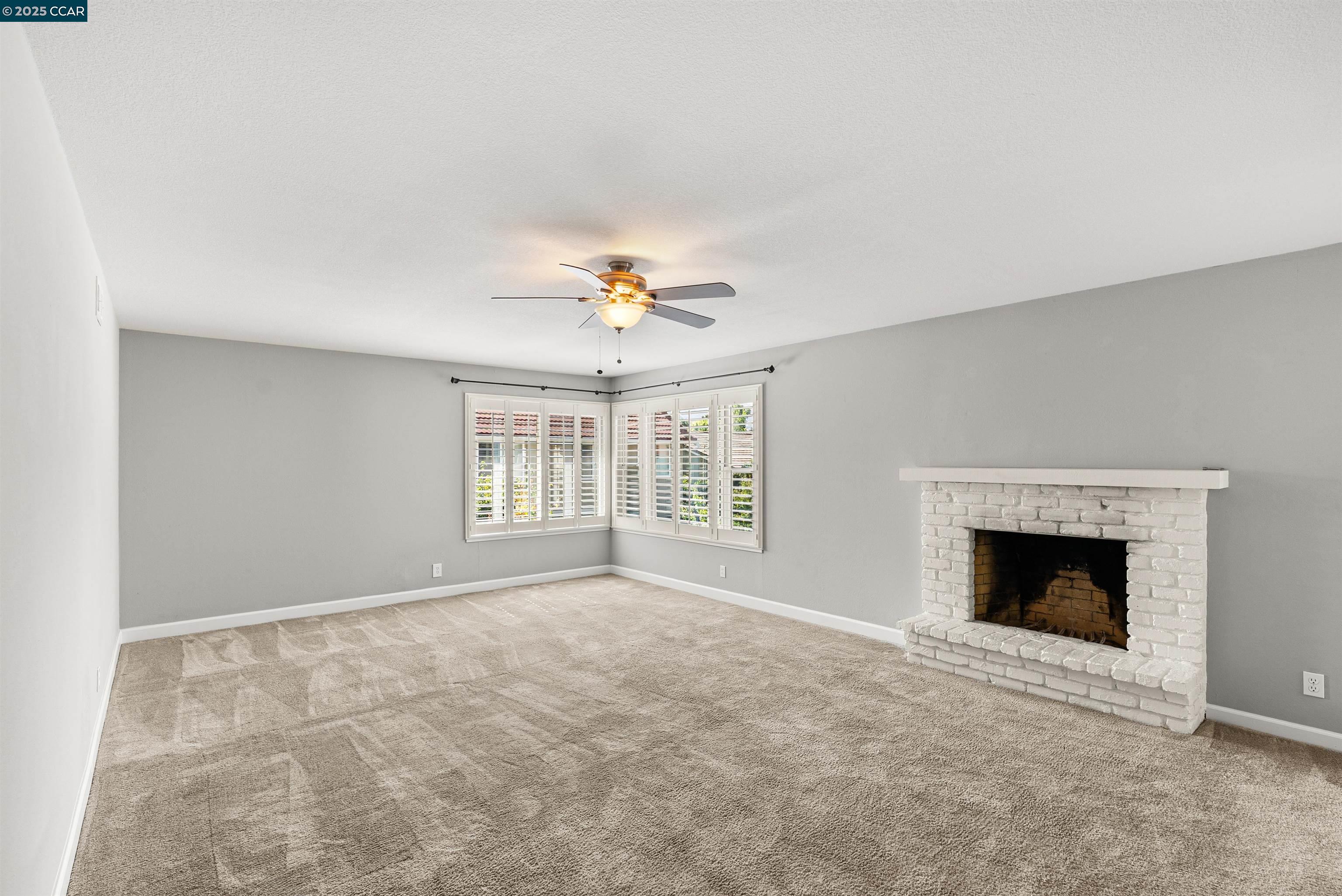 Detail Gallery Image 33 of 52 For 4403 Winterberry Ct, Concord,  CA 94521 - 4 Beds | 2/1 Baths