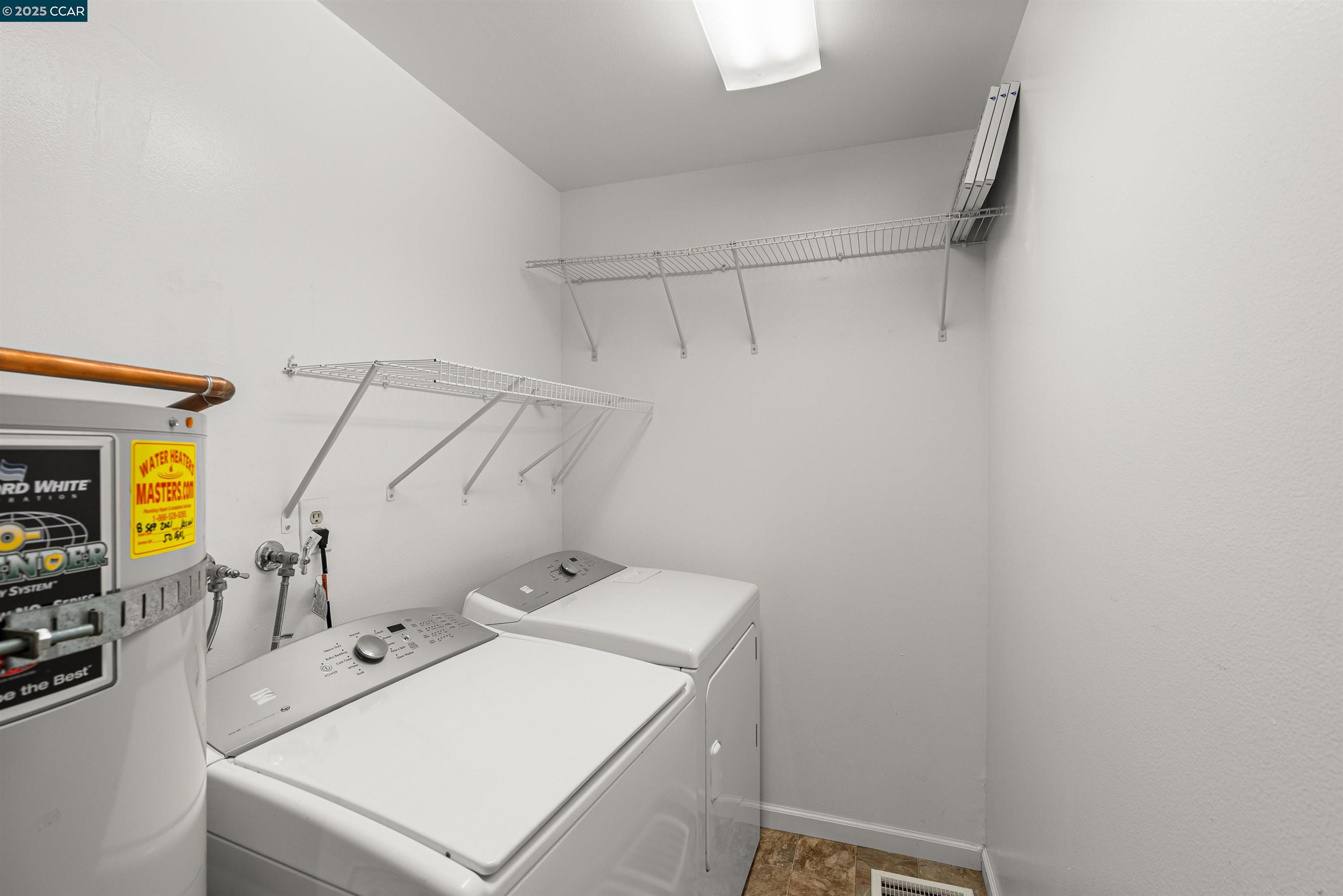 Detail Gallery Image 6 of 52 For 4403 Winterberry Ct, Concord,  CA 94521 - 4 Beds | 2/1 Baths