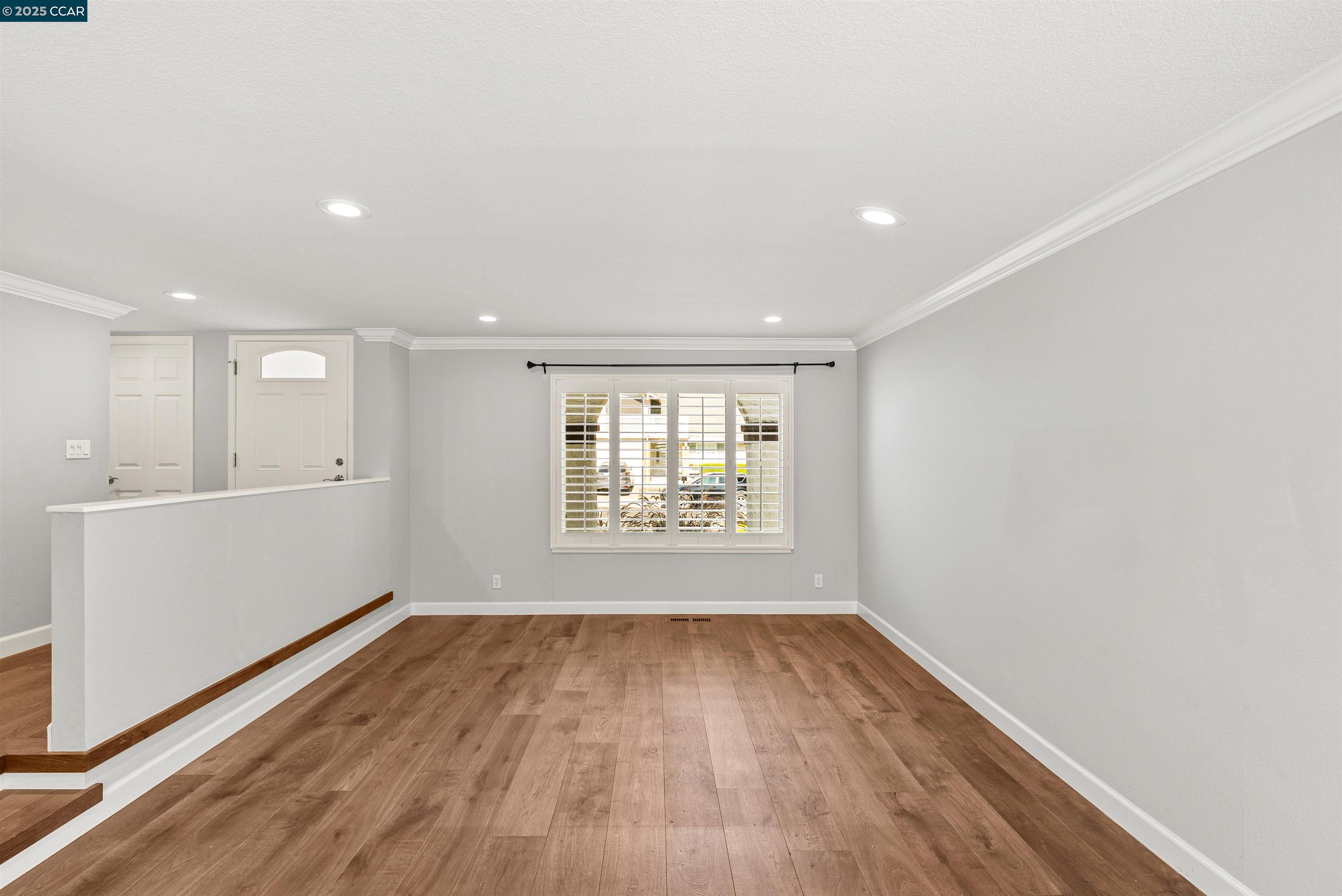 Detail Gallery Image 8 of 52 For 4403 Winterberry Ct, Concord,  CA 94521 - 4 Beds | 2/1 Baths