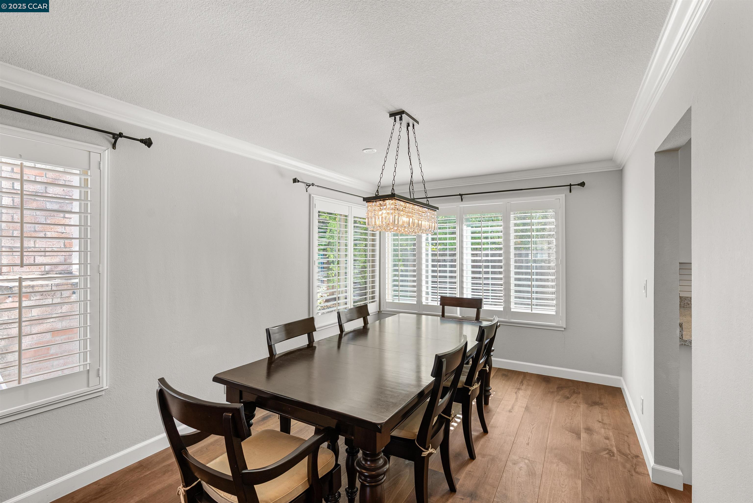 Detail Gallery Image 10 of 52 For 4403 Winterberry Ct, Concord,  CA 94521 - 4 Beds | 2/1 Baths