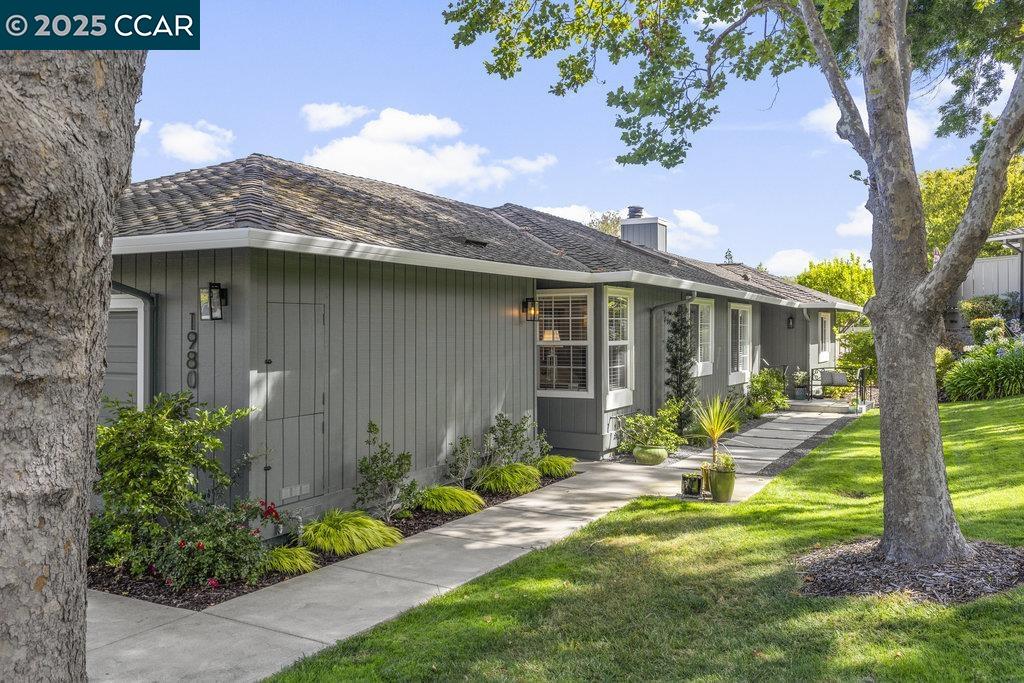 Photo #2: 41107605 Listing 