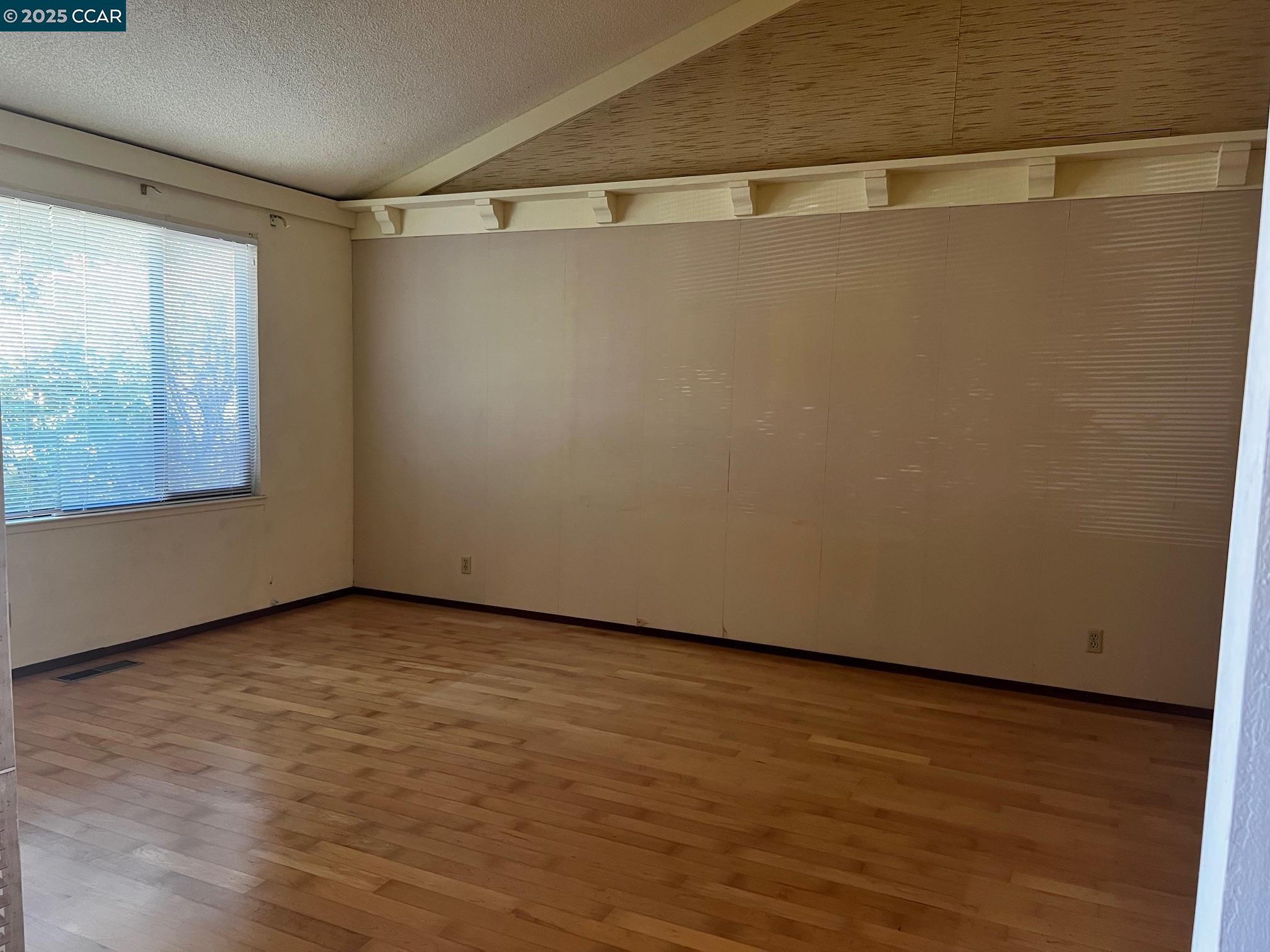 Detail Gallery Image 11 of 24 For 4495 Wildberry Ct, Concord,  CA 94521 - 3 Beds | 2 Baths