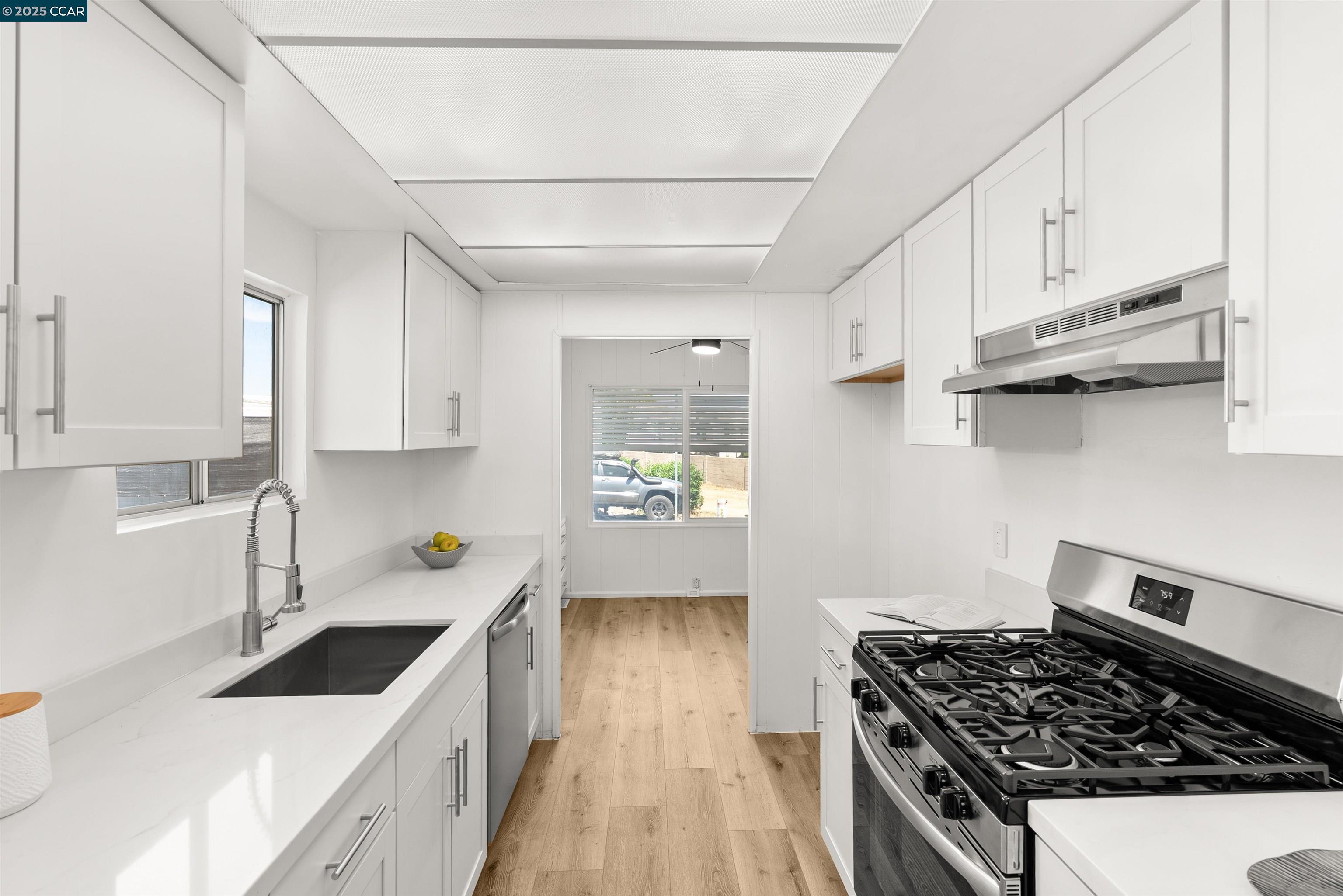 Detail Gallery Image 14 of 29 For 3301 Buchanan Road #11,  Antioch,  CA 94509 - 2 Beds | 2 Baths